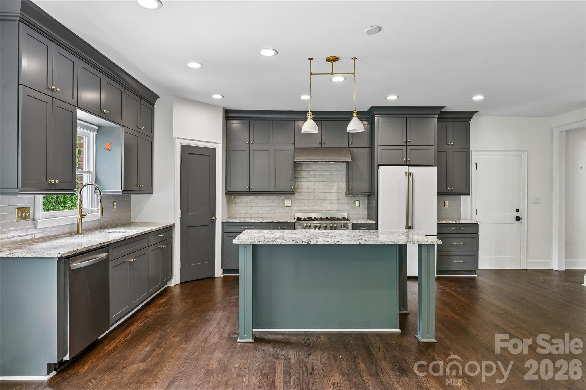 5609 Camilla Drive — Charlotte