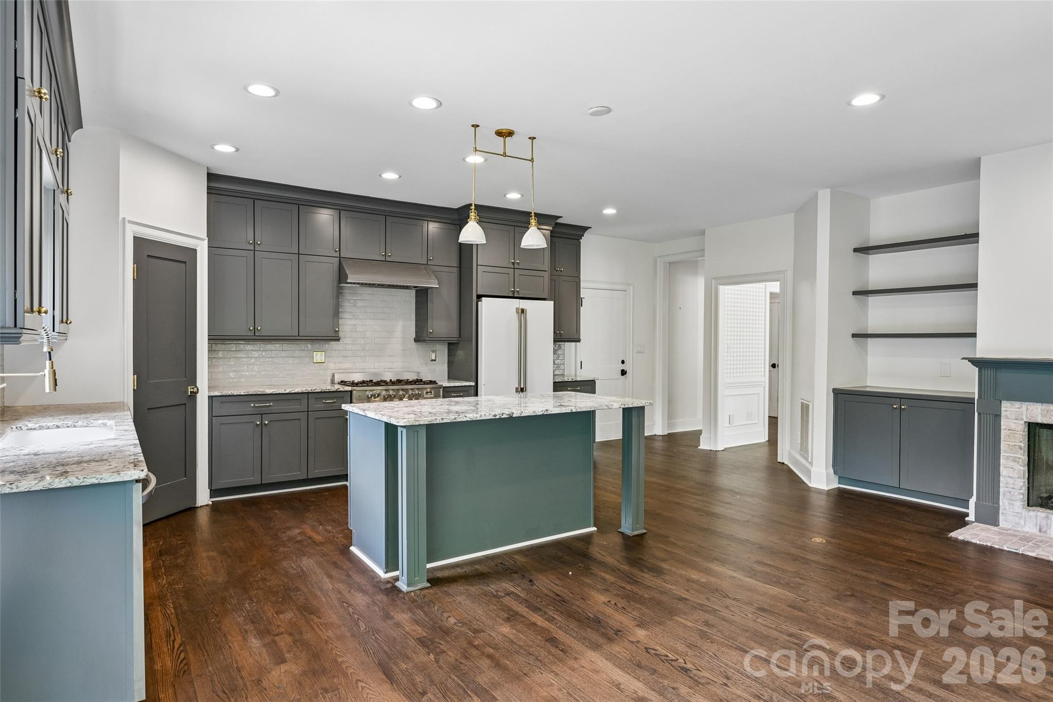 5609 Camilla Drive — Charlotte