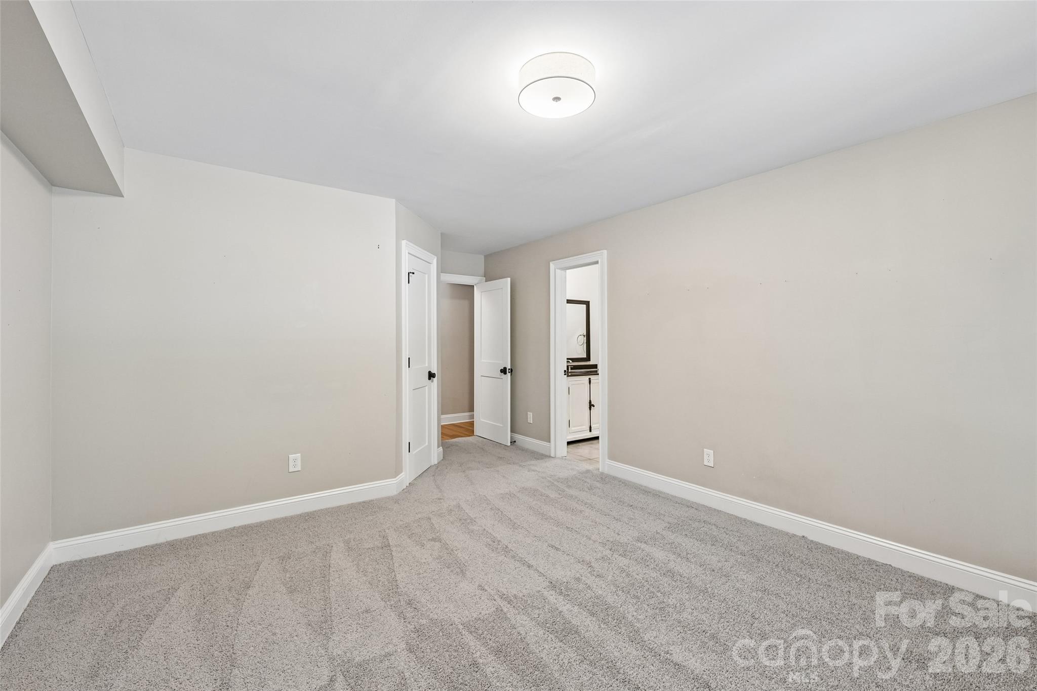 5609 Camilla Drive — Charlotte