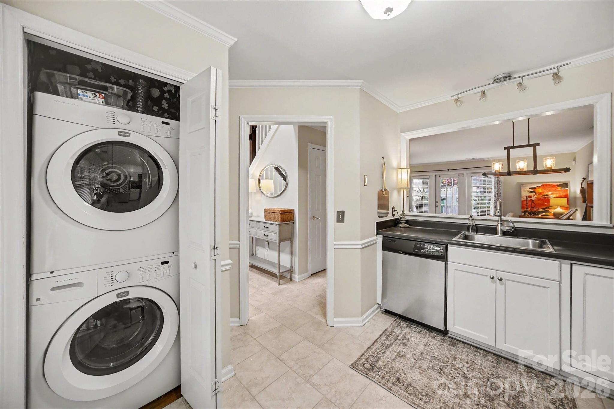 8205 Tradd Court — Charlotte