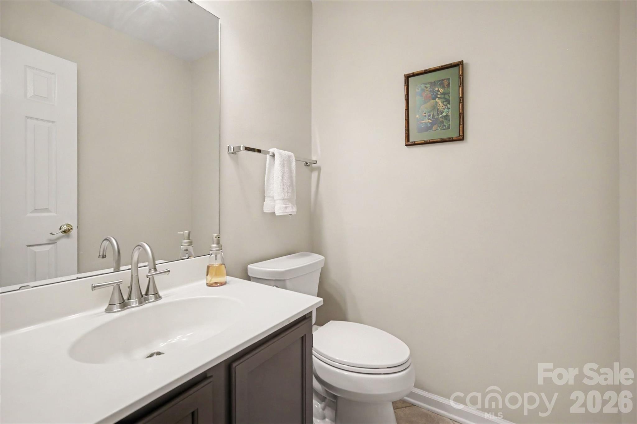 8205 Tradd Court — Charlotte