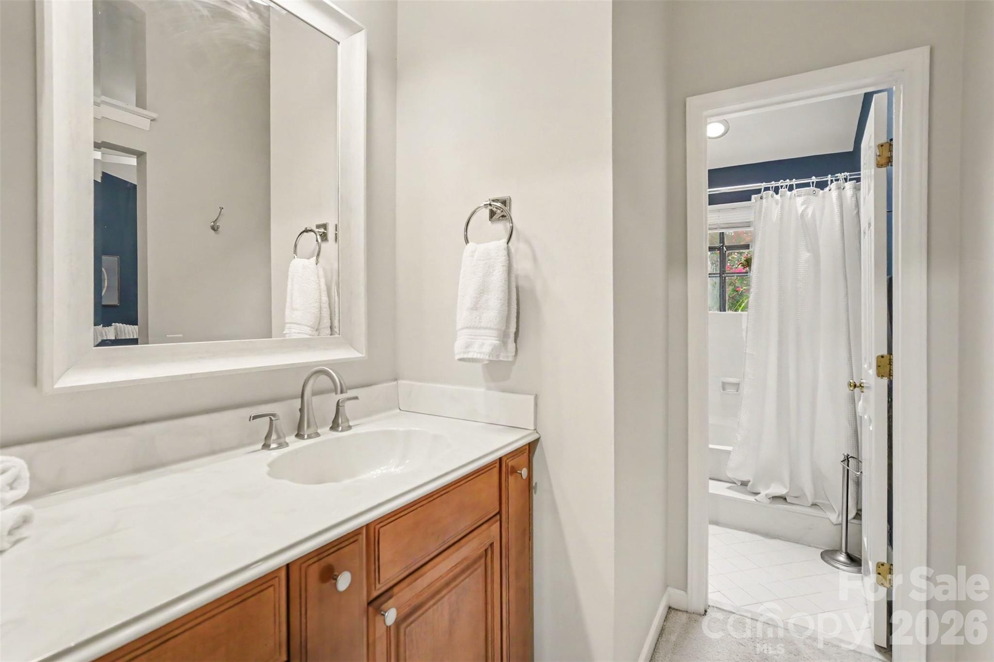 8205 Tradd Court — Charlotte