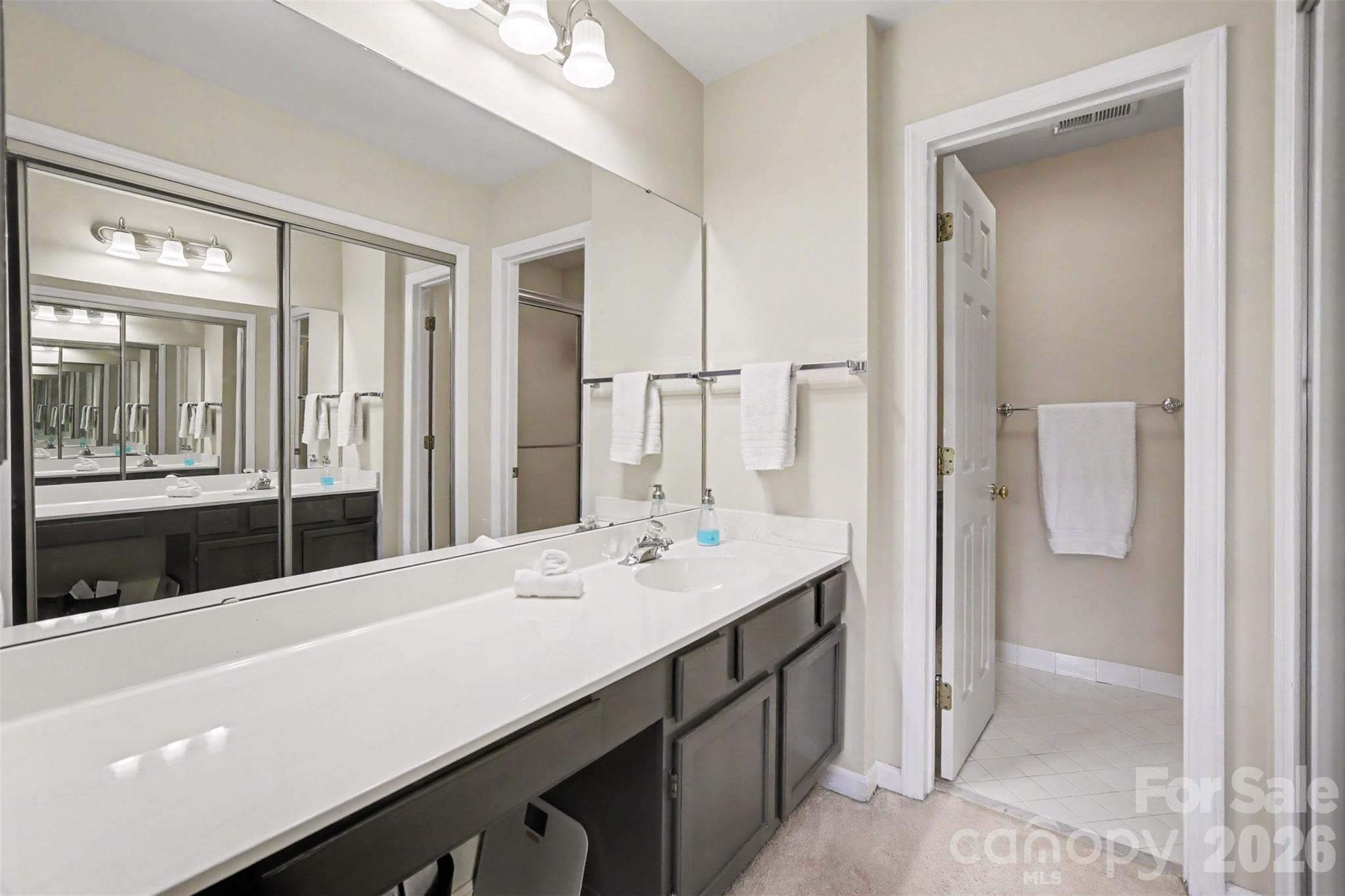 8205 Tradd Court — Charlotte