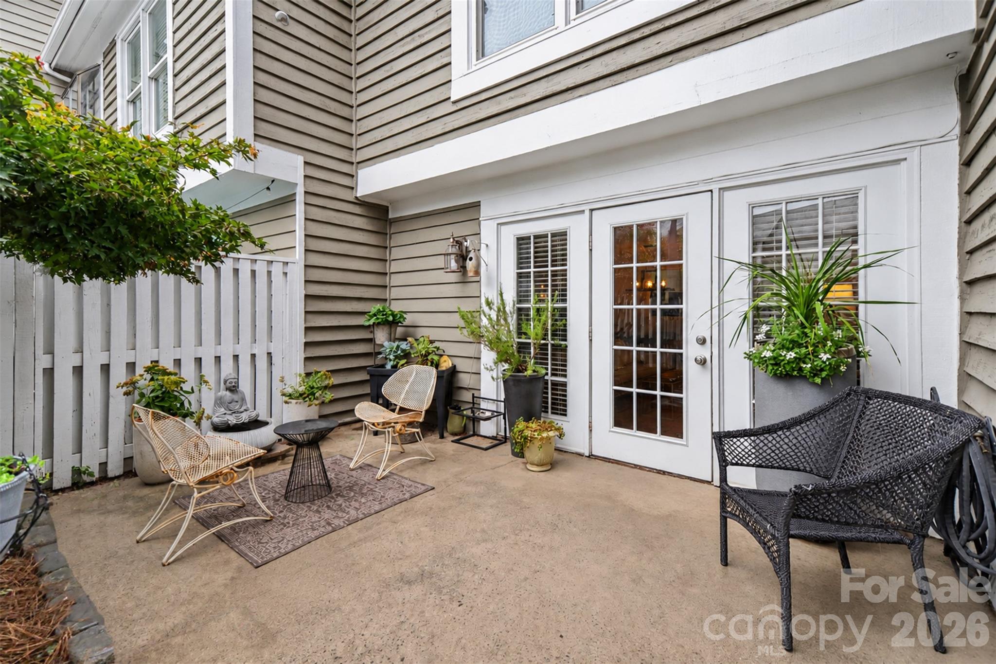 8205 Tradd Court — Charlotte