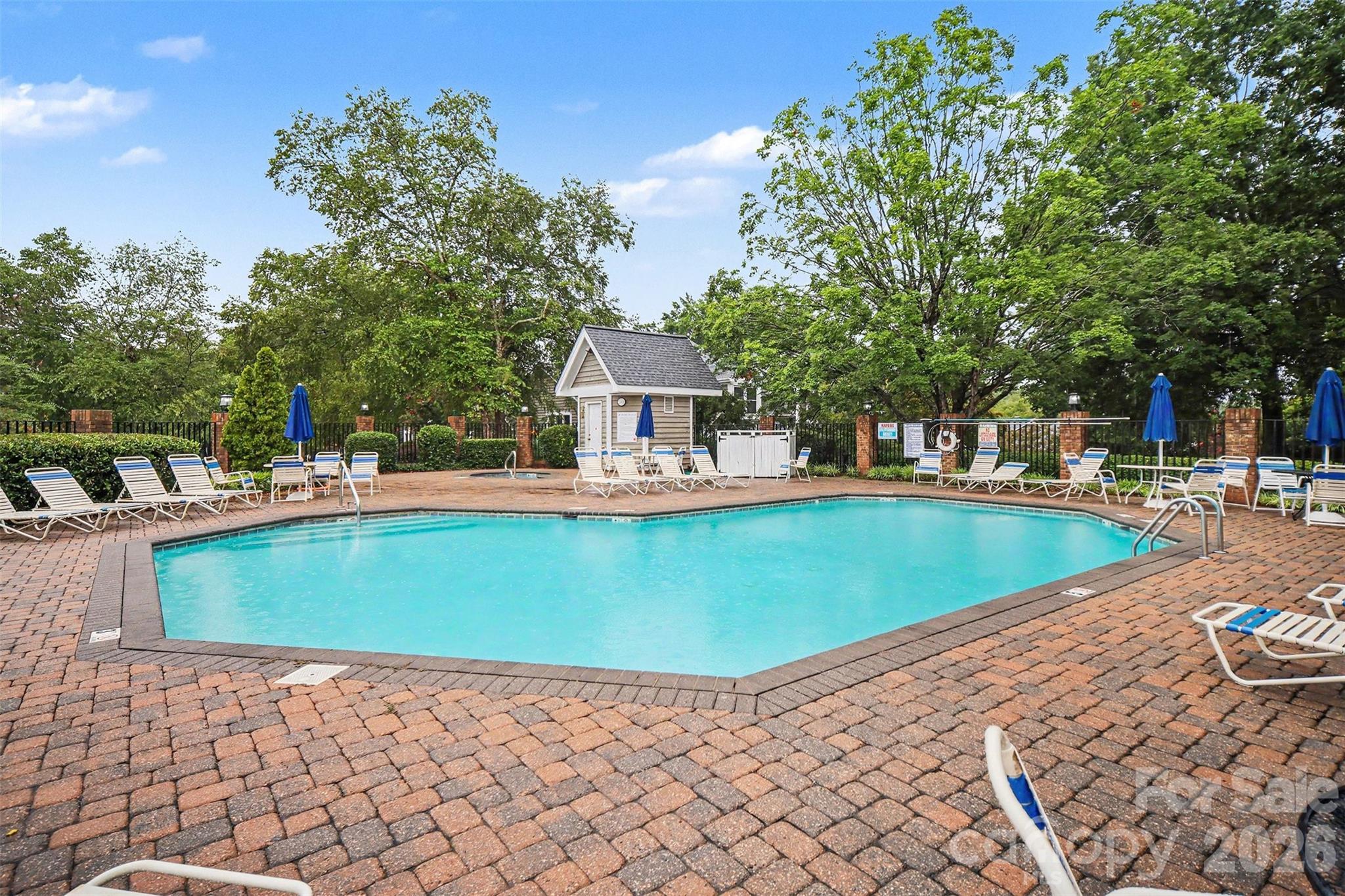 8205 Tradd Court — Charlotte