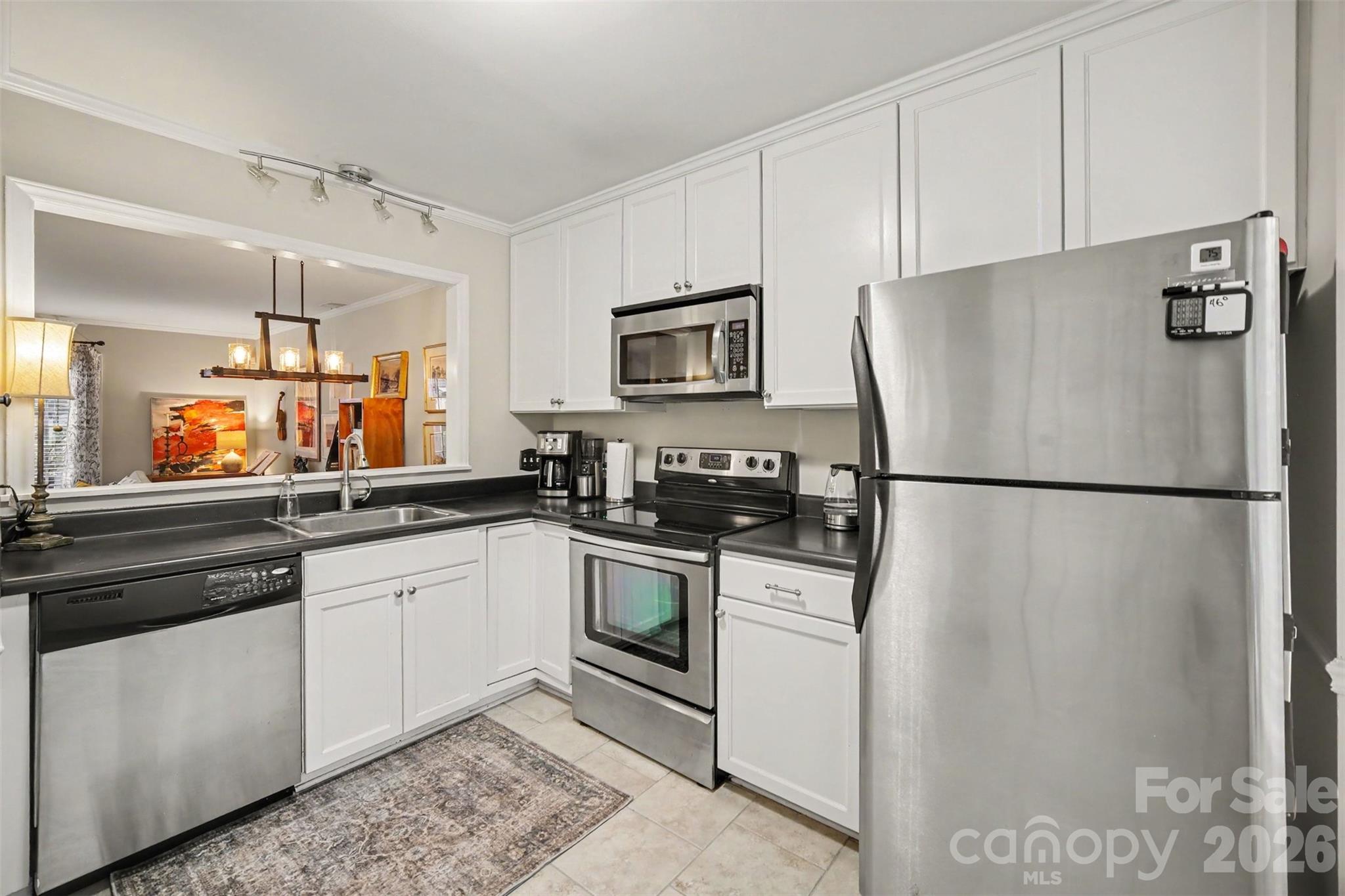 8205 Tradd Court — Charlotte