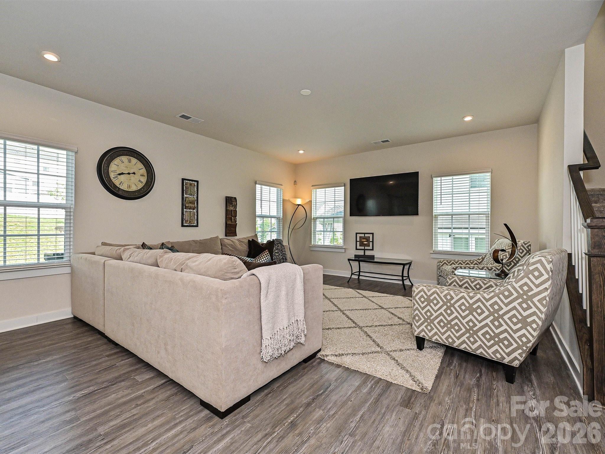 10016 Bowtie Lane — Huntersville