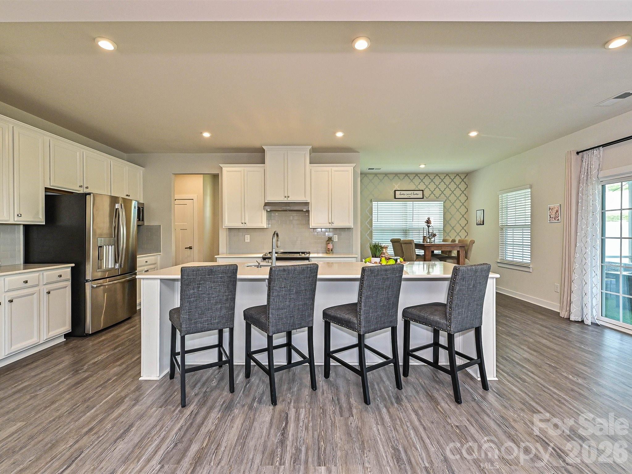 10016 Bowtie Lane — Huntersville