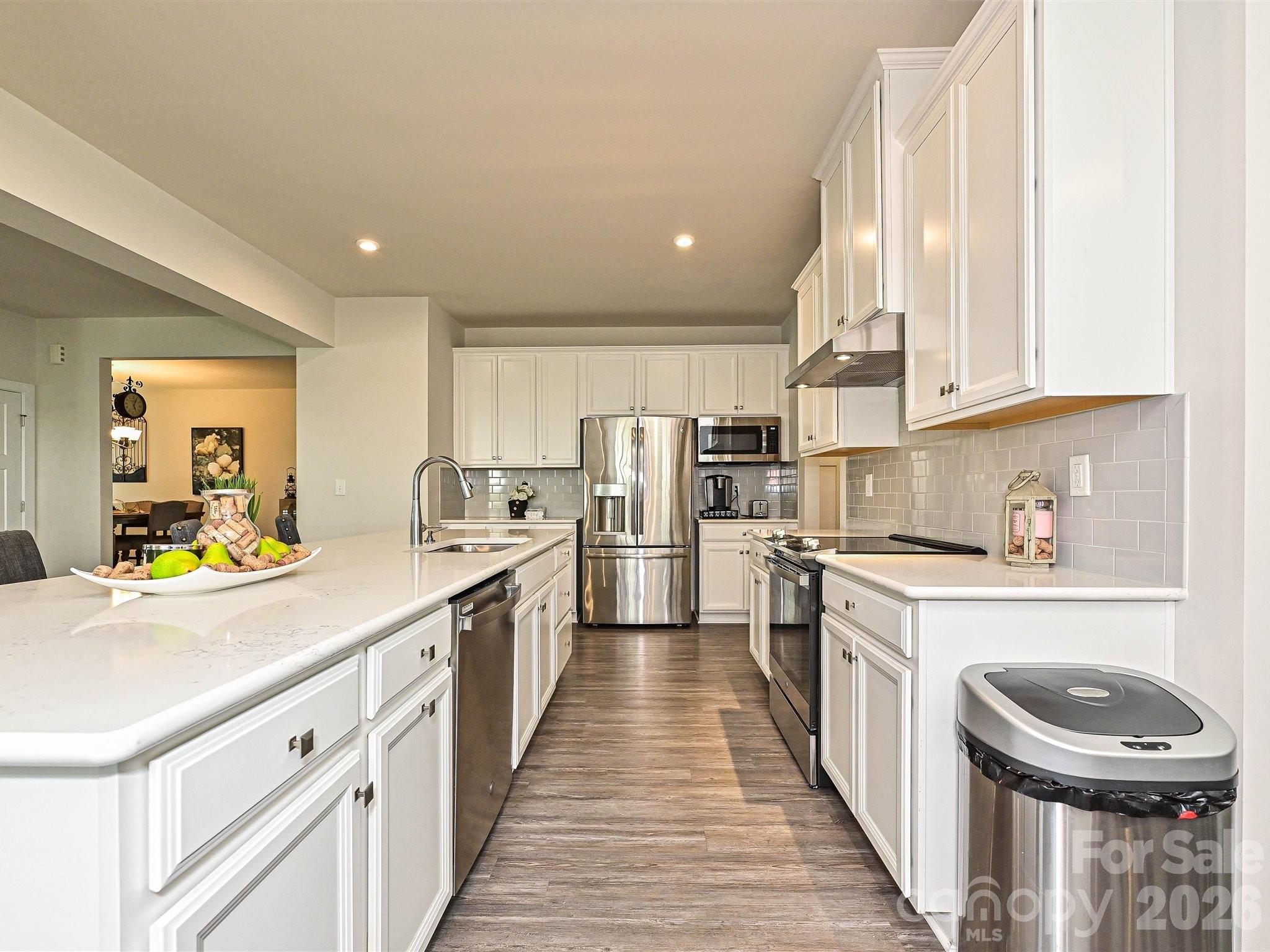 10016 Bowtie Lane — Huntersville