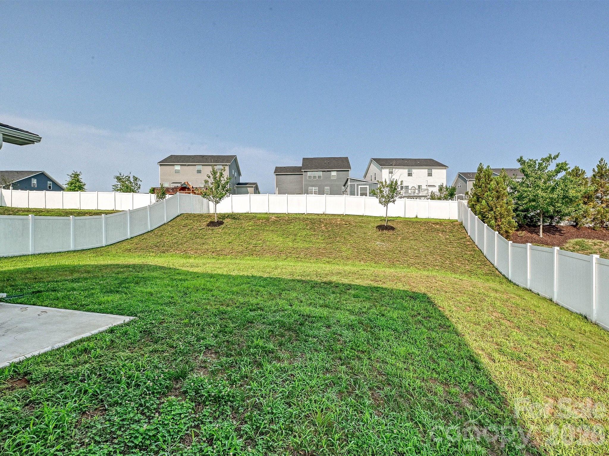 10016 Bowtie Lane — Huntersville