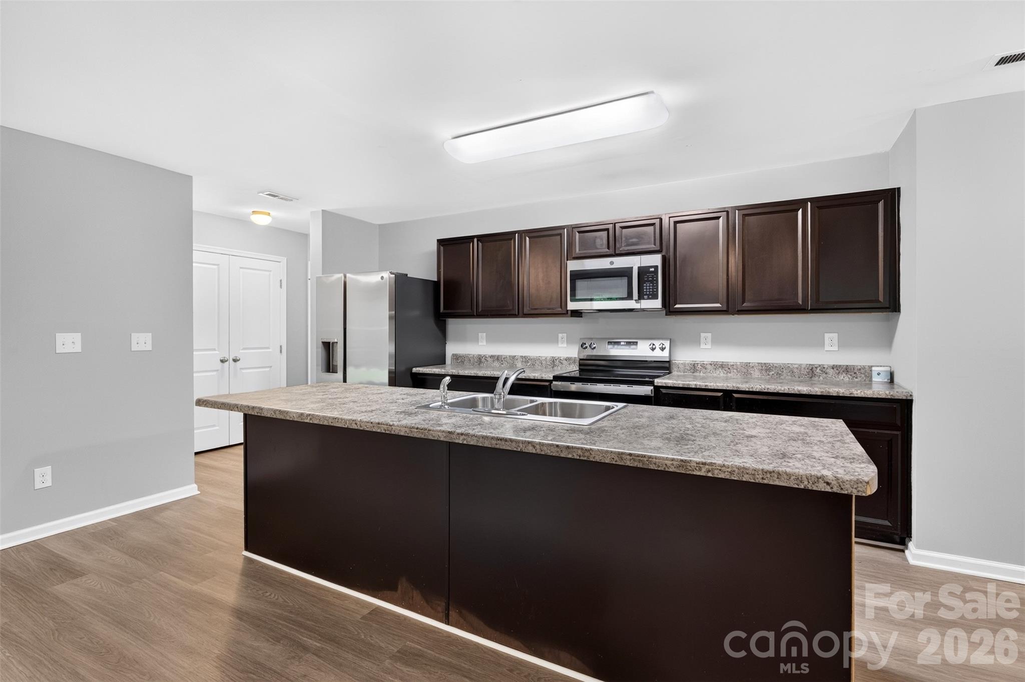 1648 Hooper Court — Charlotte