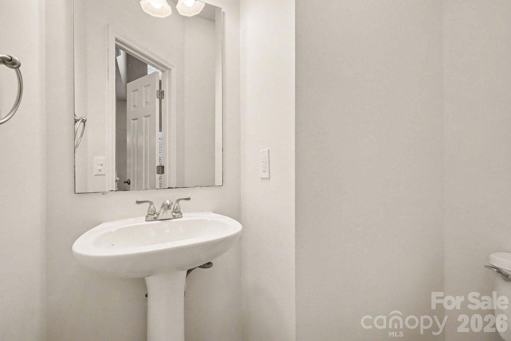 16034 Farmall Drive — Huntersville