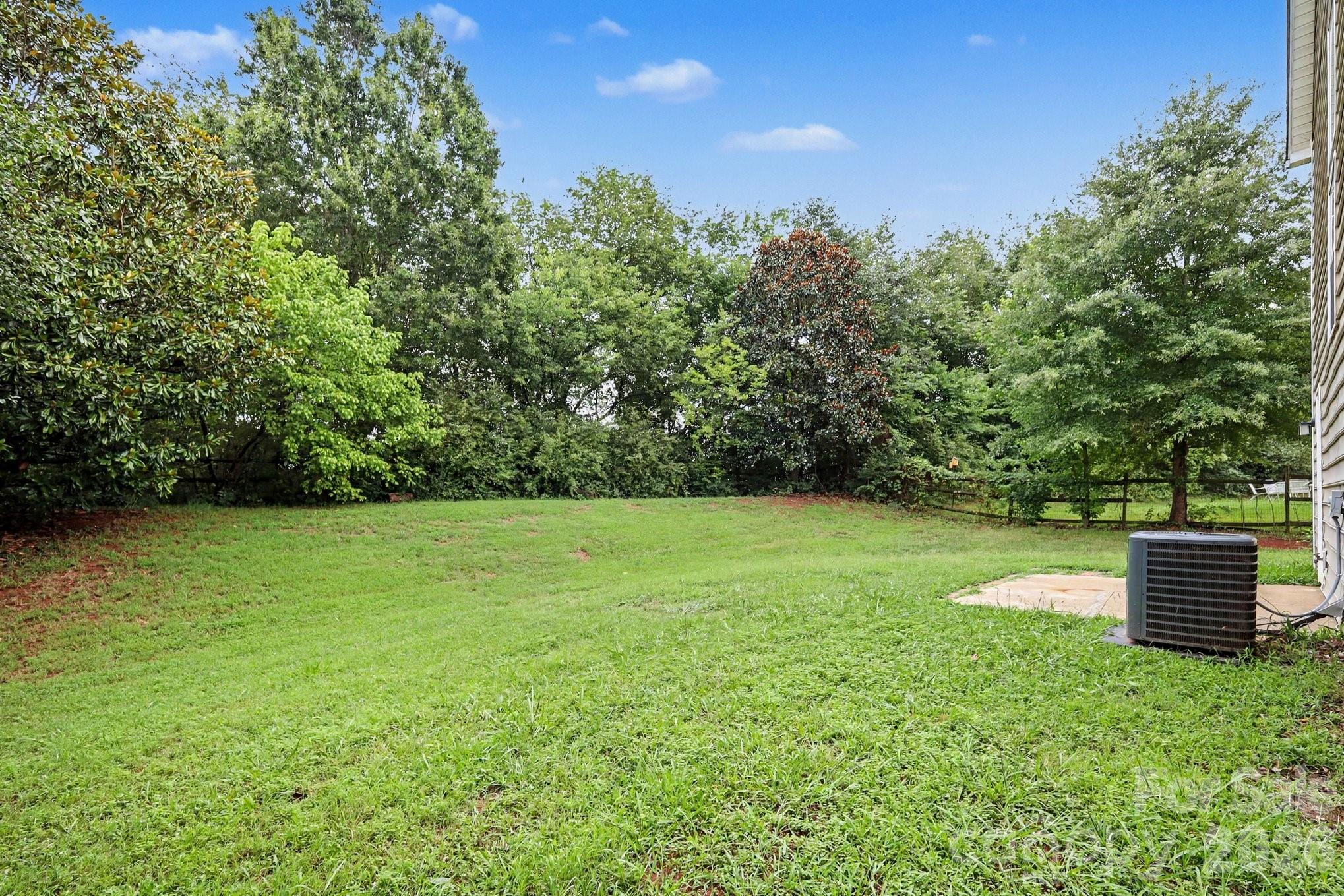 16034 Farmall Drive — Huntersville