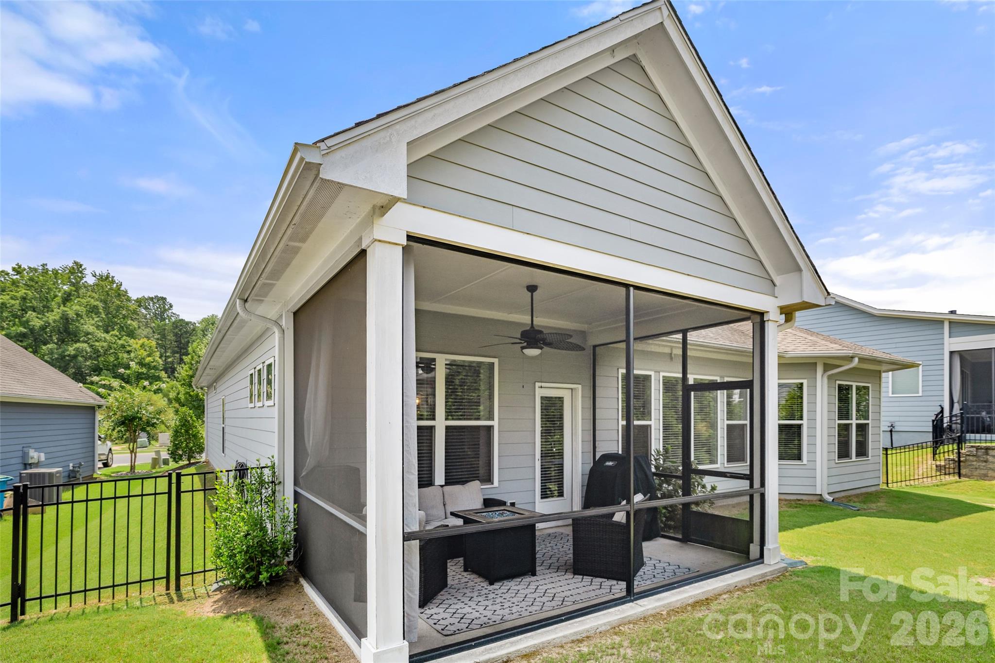 1916 Felts Parkway — Fort Mill