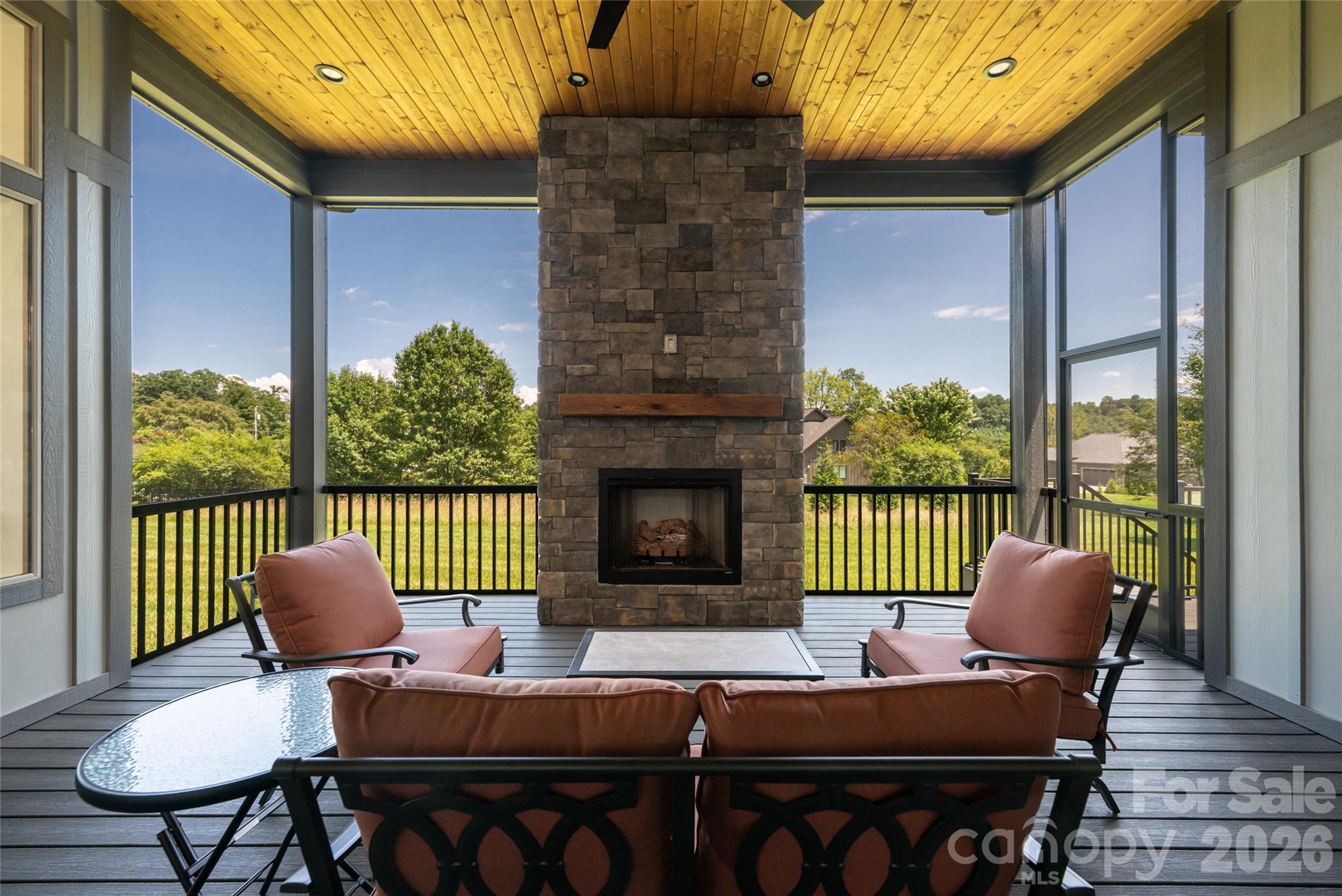 769 Daniel Circle Drive — Mills River