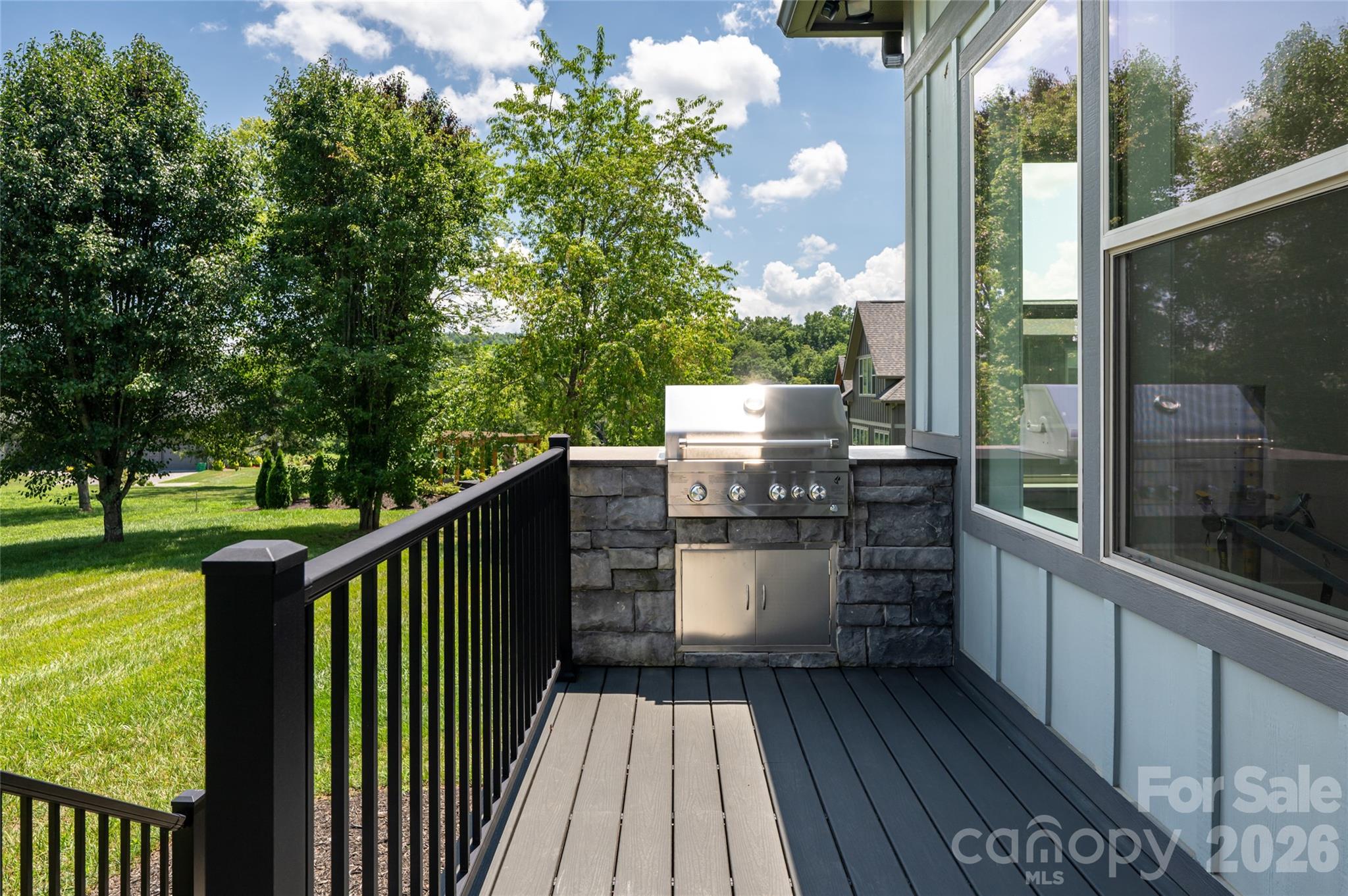 769 Daniel Circle Drive — Mills River