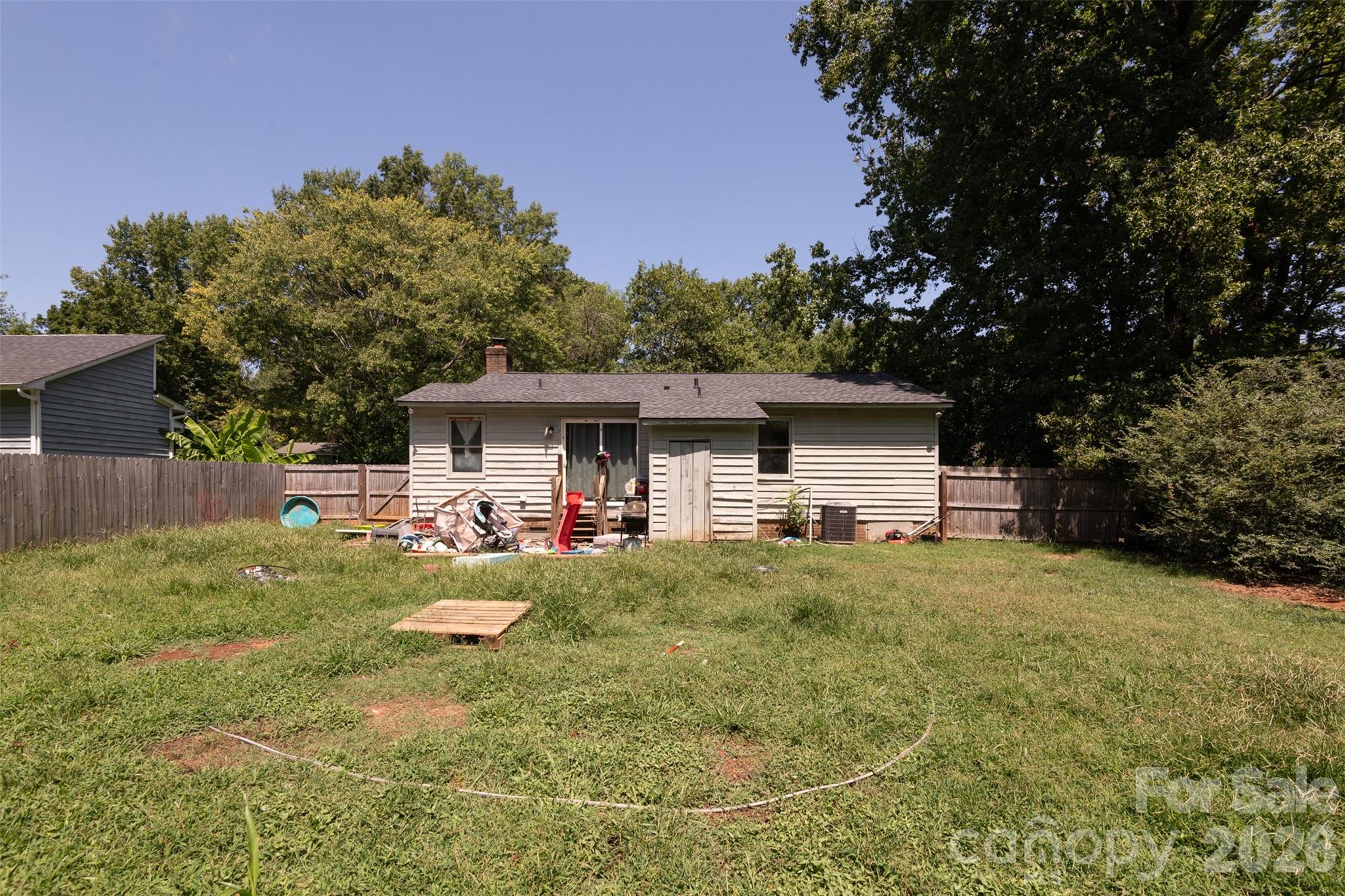 6718 Pueblo Lane — Charlotte