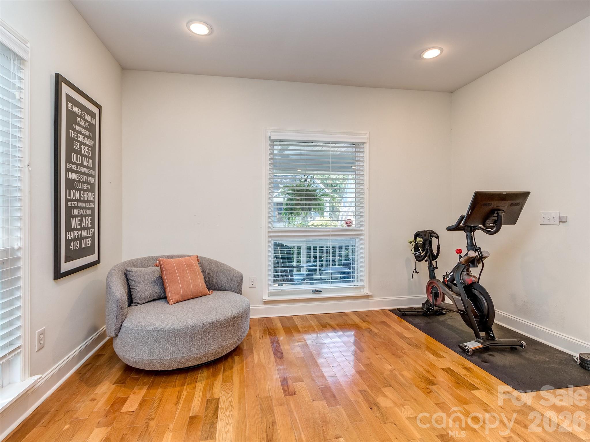 1221 Kennon Street — Charlotte