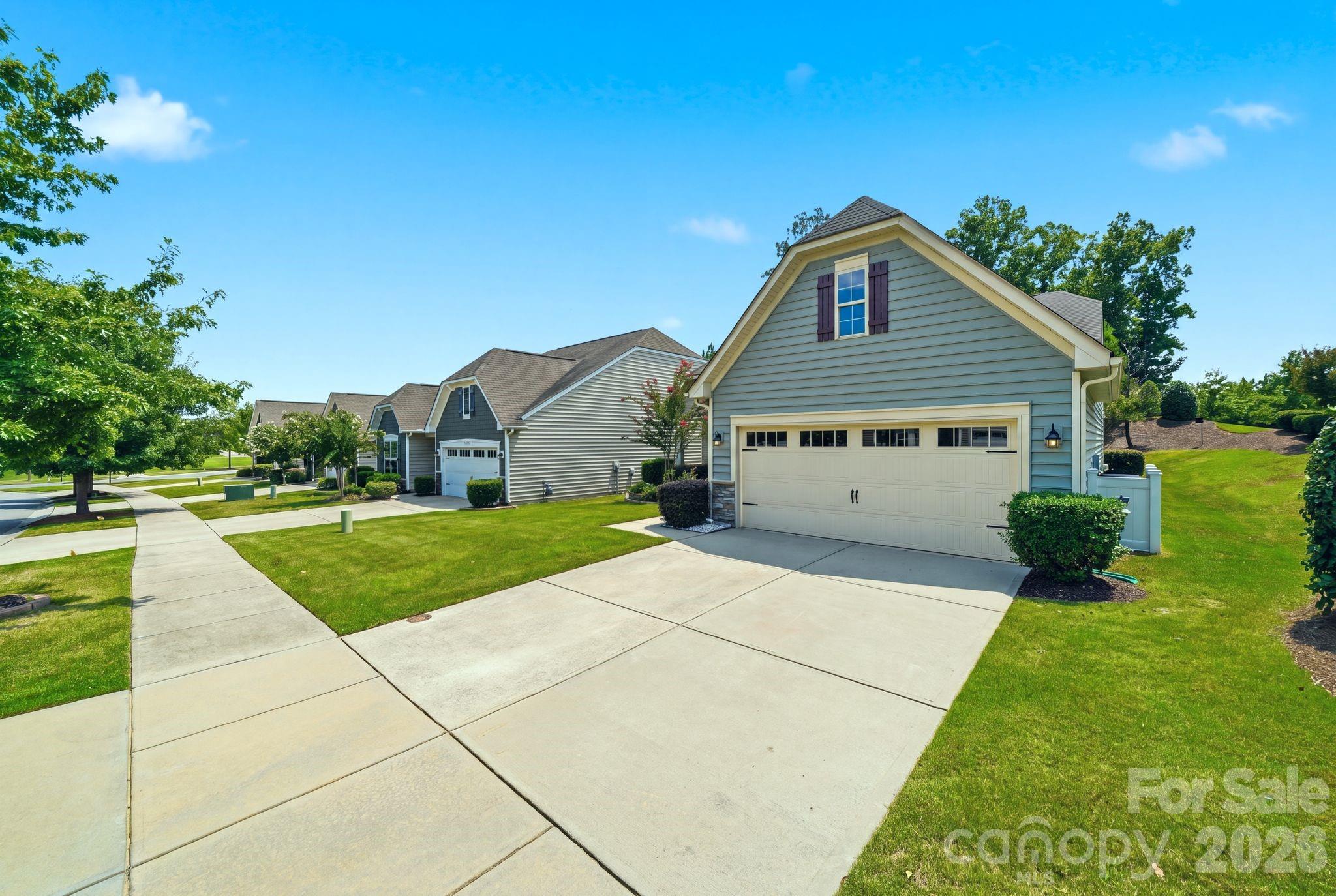 13313 Canterbury Castle Drive — Charlotte