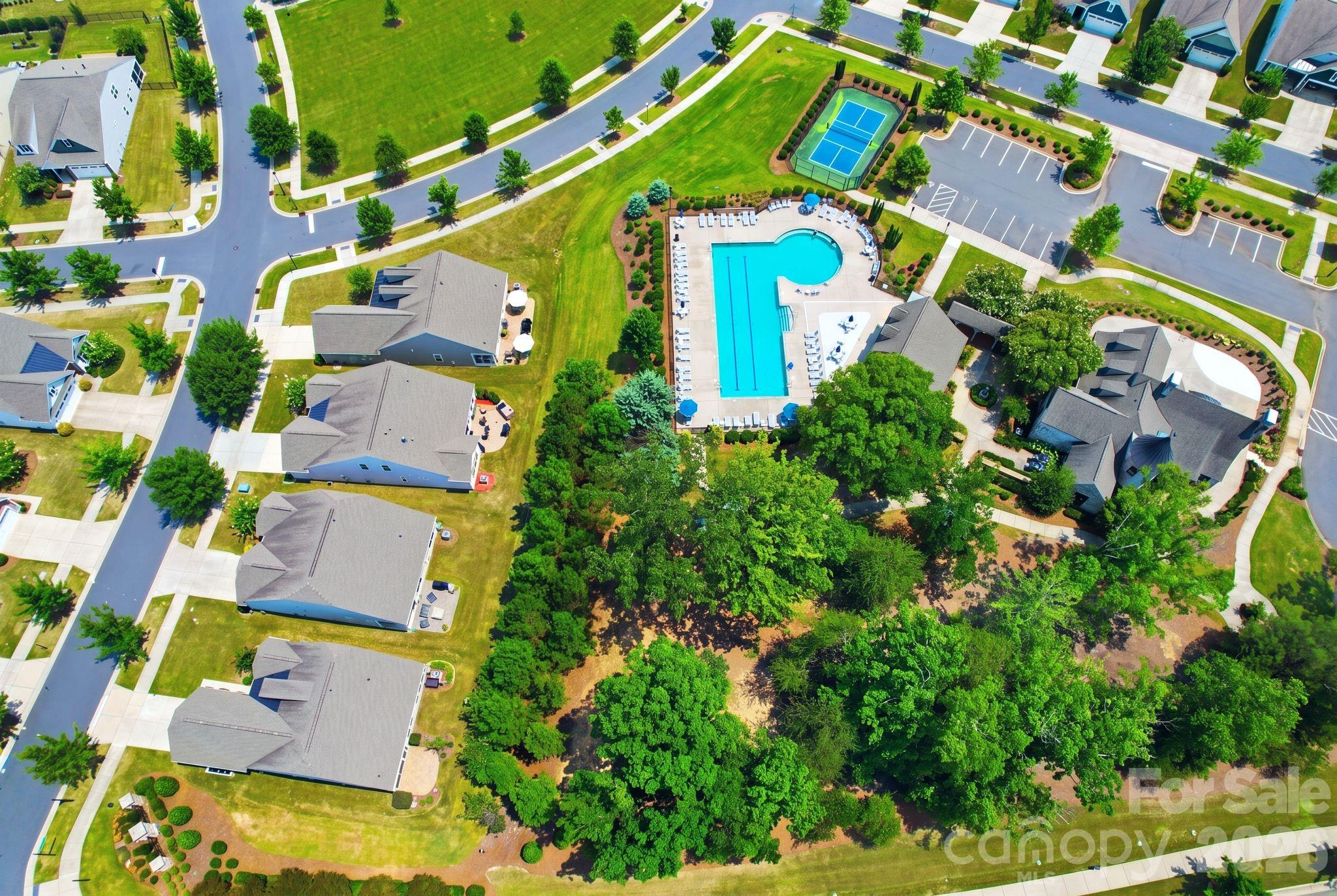 13313 Canterbury Castle Drive — Charlotte