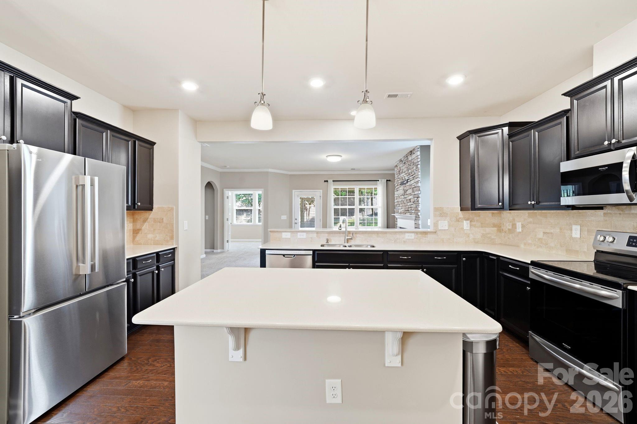 13313 Canterbury Castle Drive — Charlotte