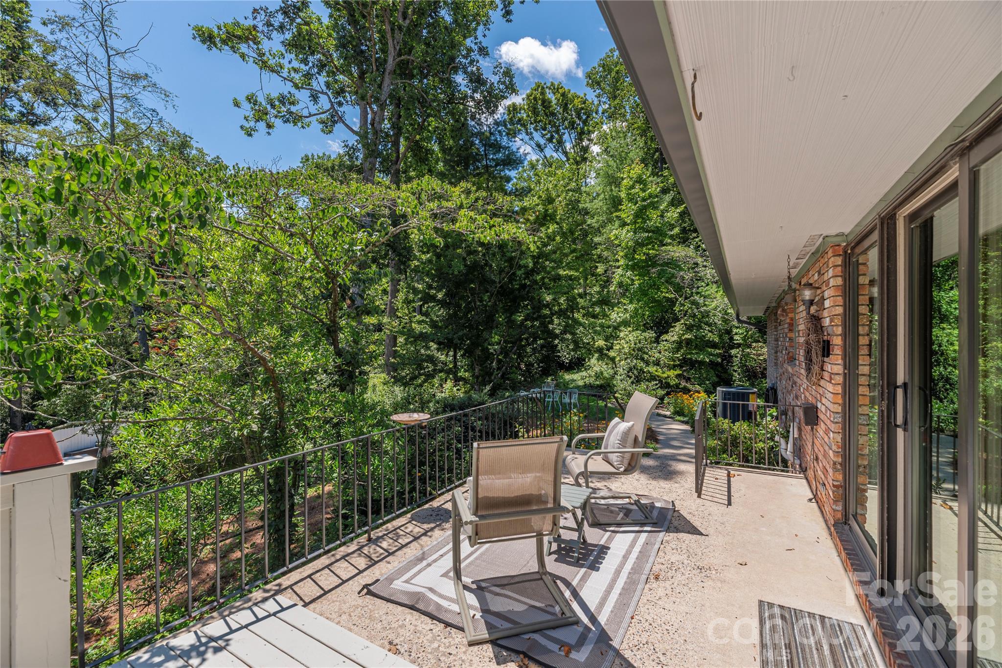 38 Forest View Drive — Asheville