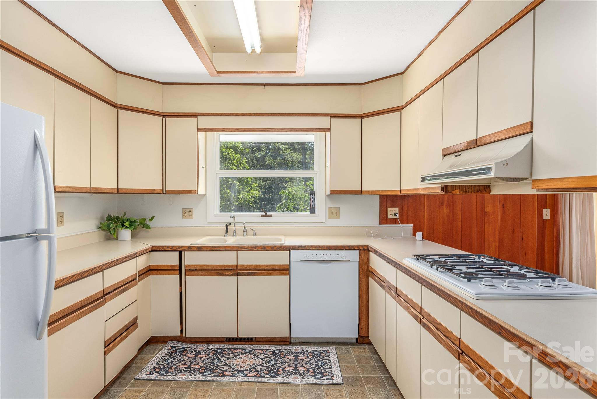 38 Forest View Drive — Asheville