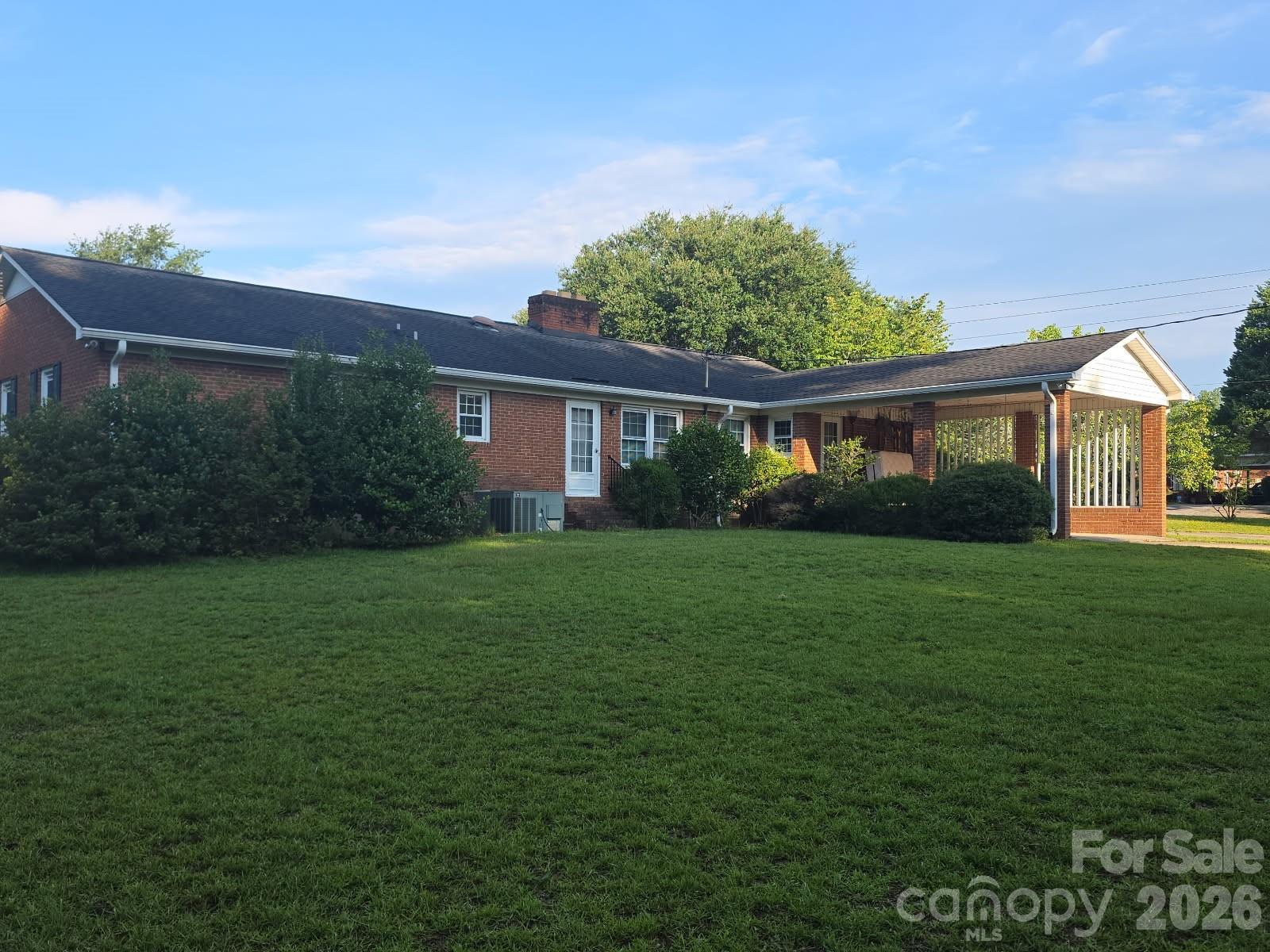401 S Hickory Street — Pageland