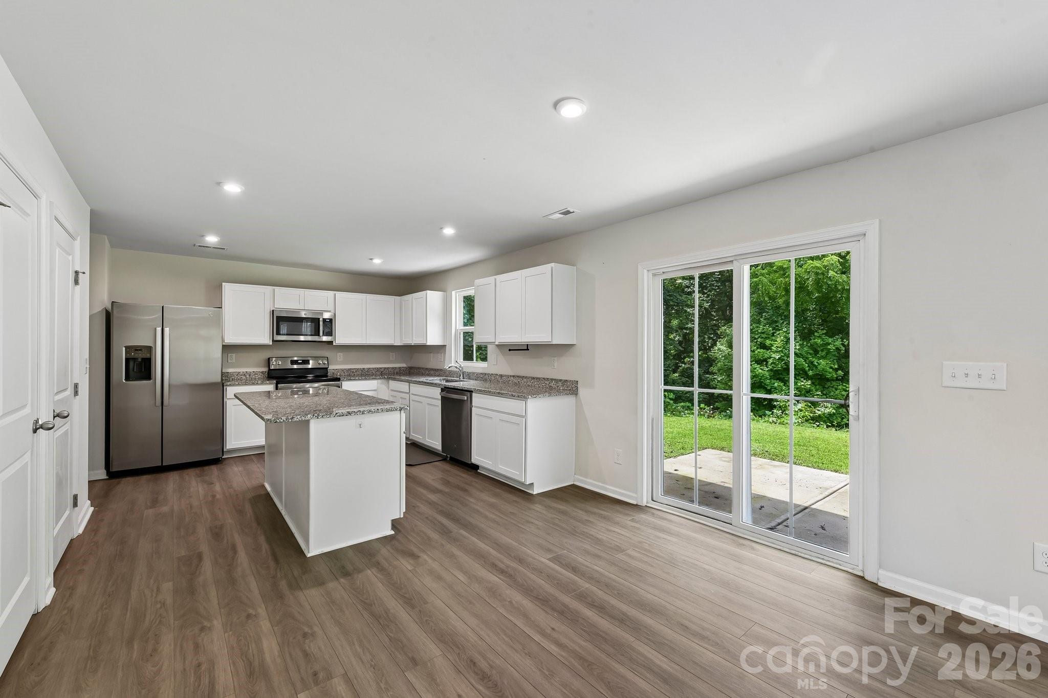 6931 Ludell Lane — Charlotte