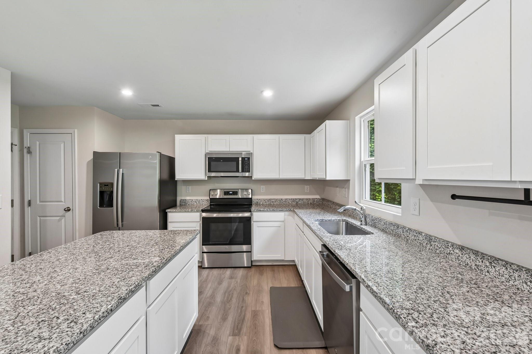 6931 Ludell Lane — Charlotte