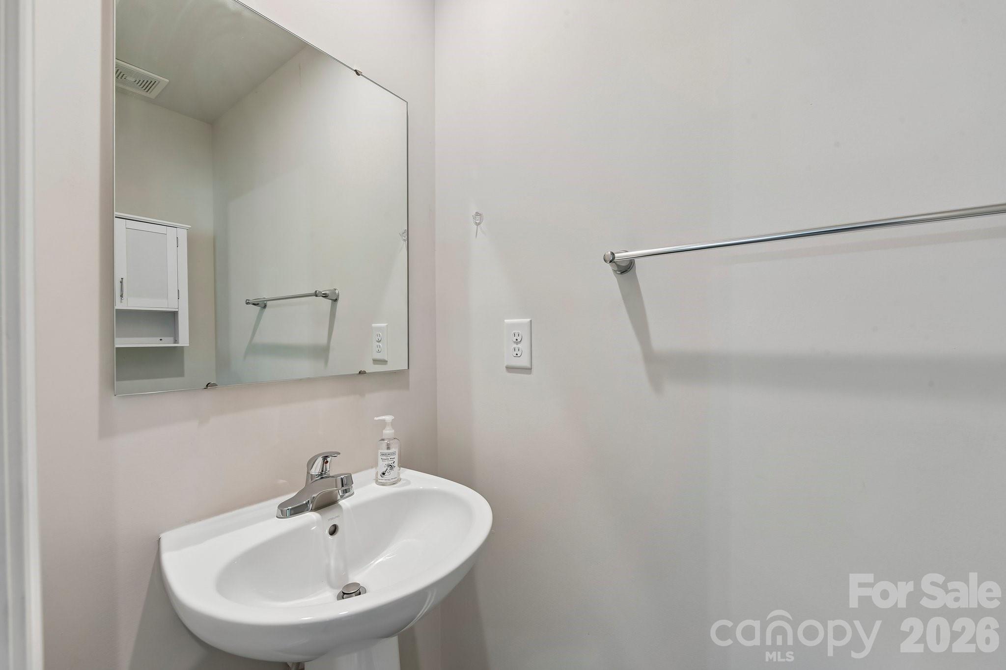 6931 Ludell Lane — Charlotte