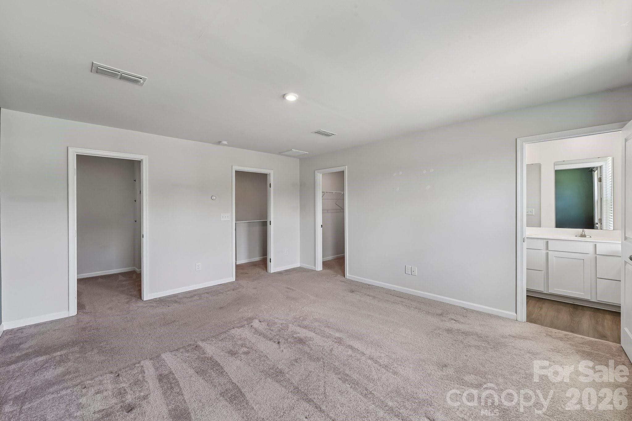 6931 Ludell Lane — Charlotte