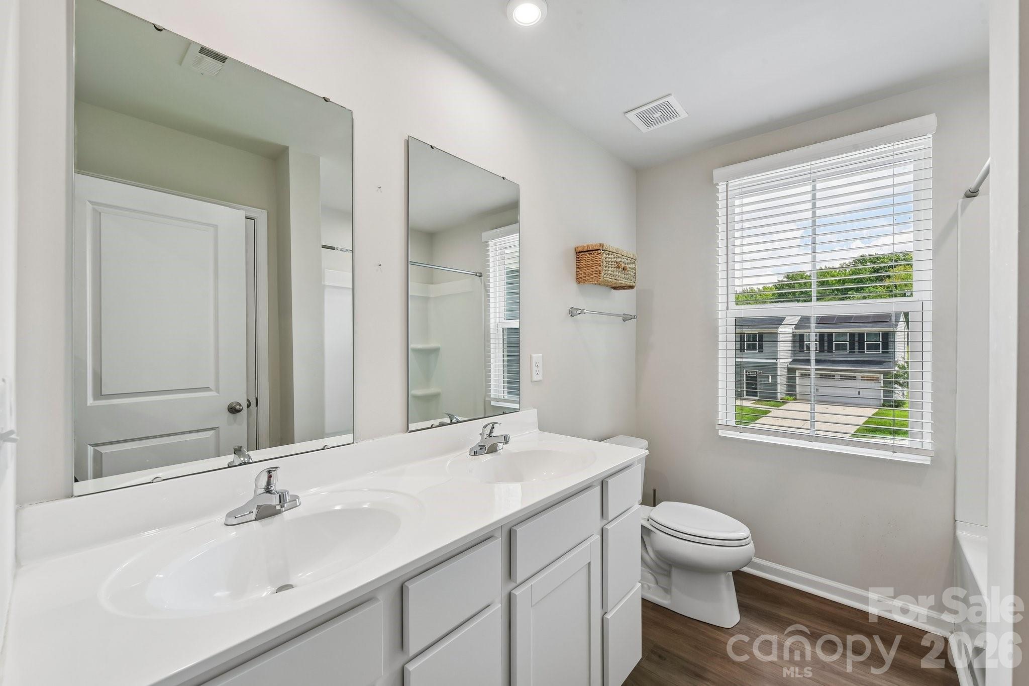 6931 Ludell Lane — Charlotte