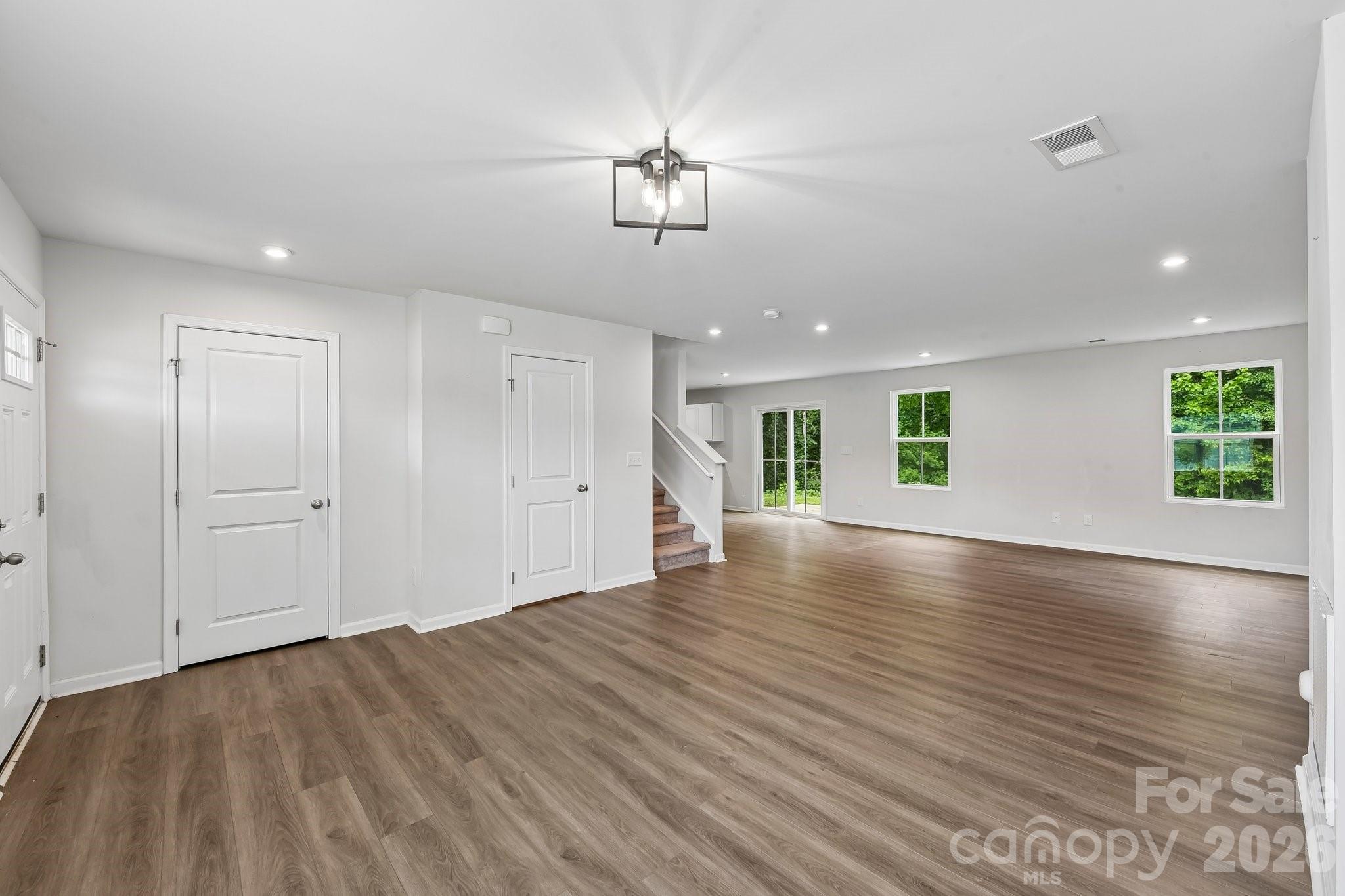 6931 Ludell Lane — Charlotte