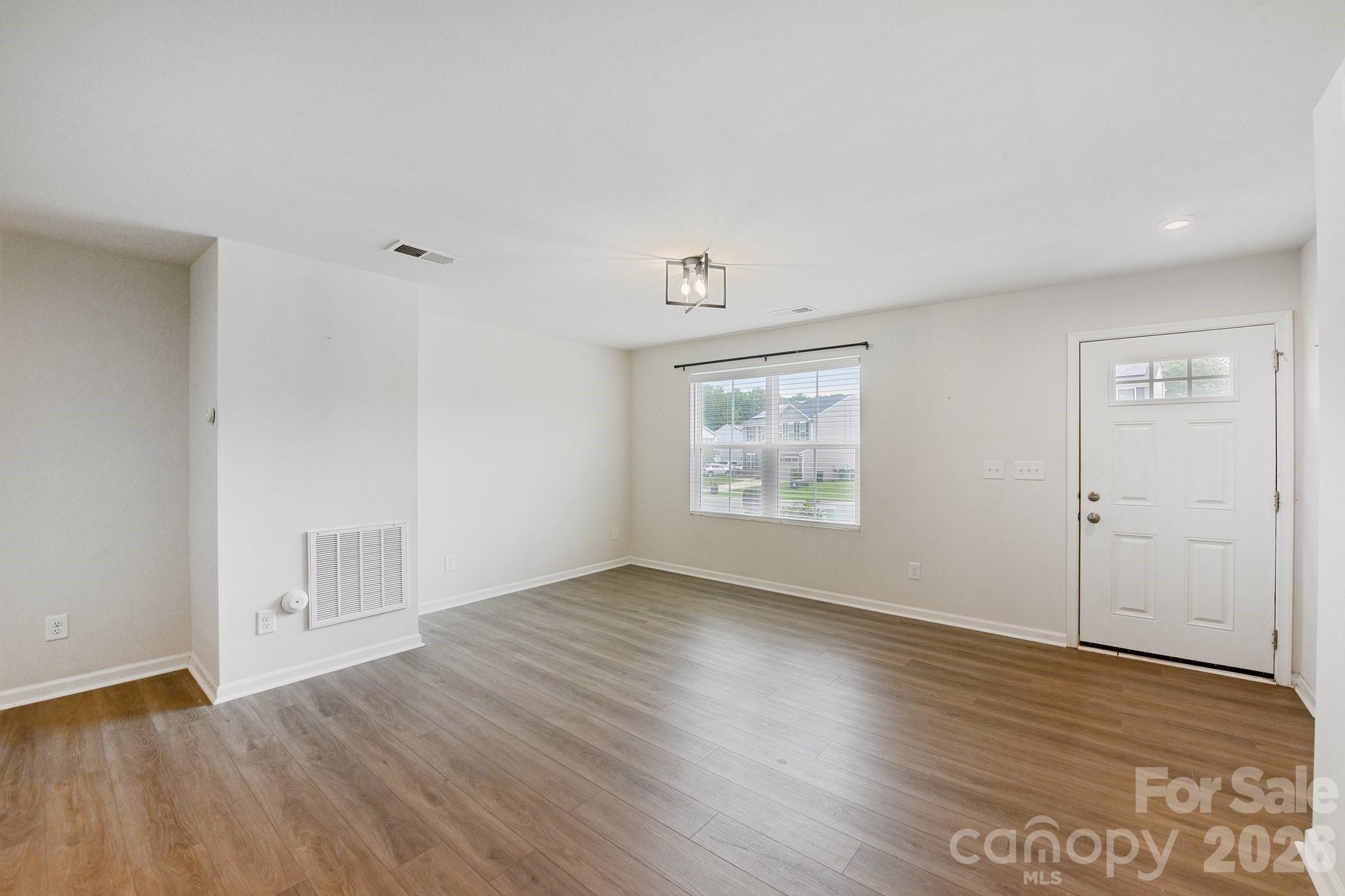 6931 Ludell Lane — Charlotte