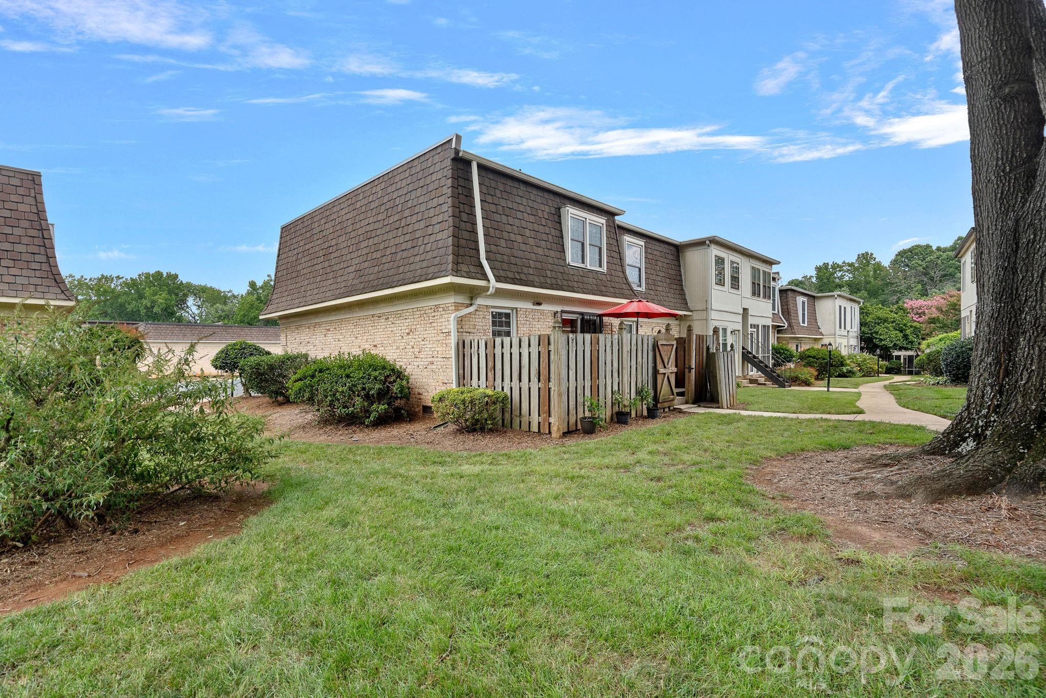 3520 Colony Road #I — Charlotte