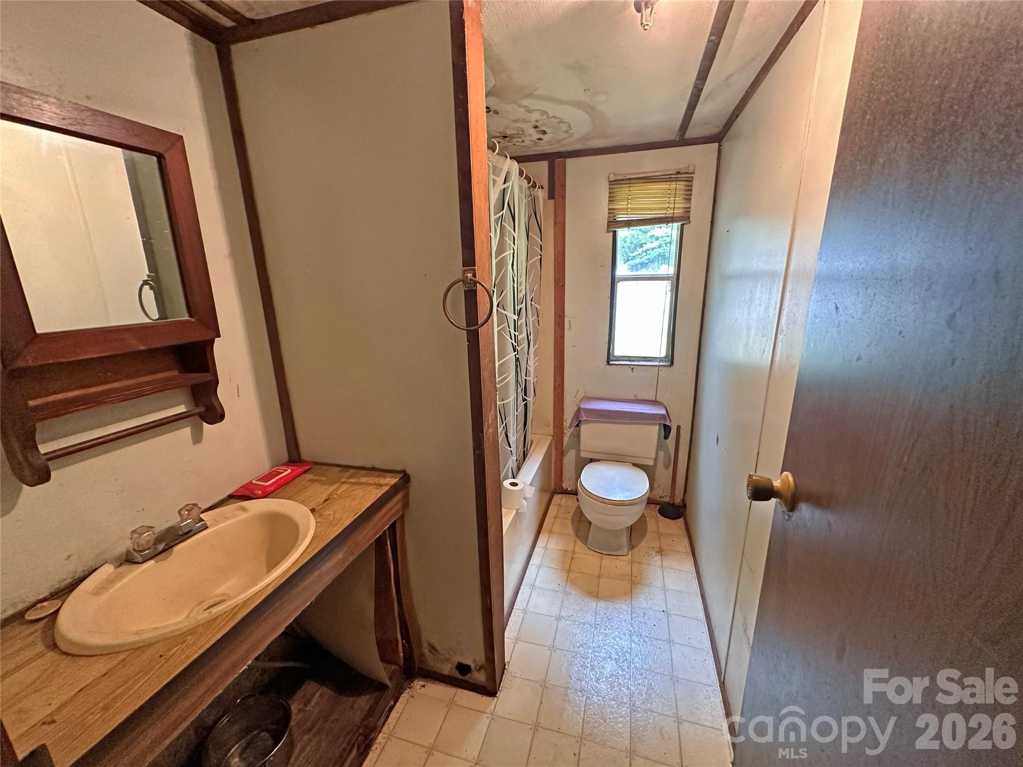 1330 Rosehill Drive — Lincolnton