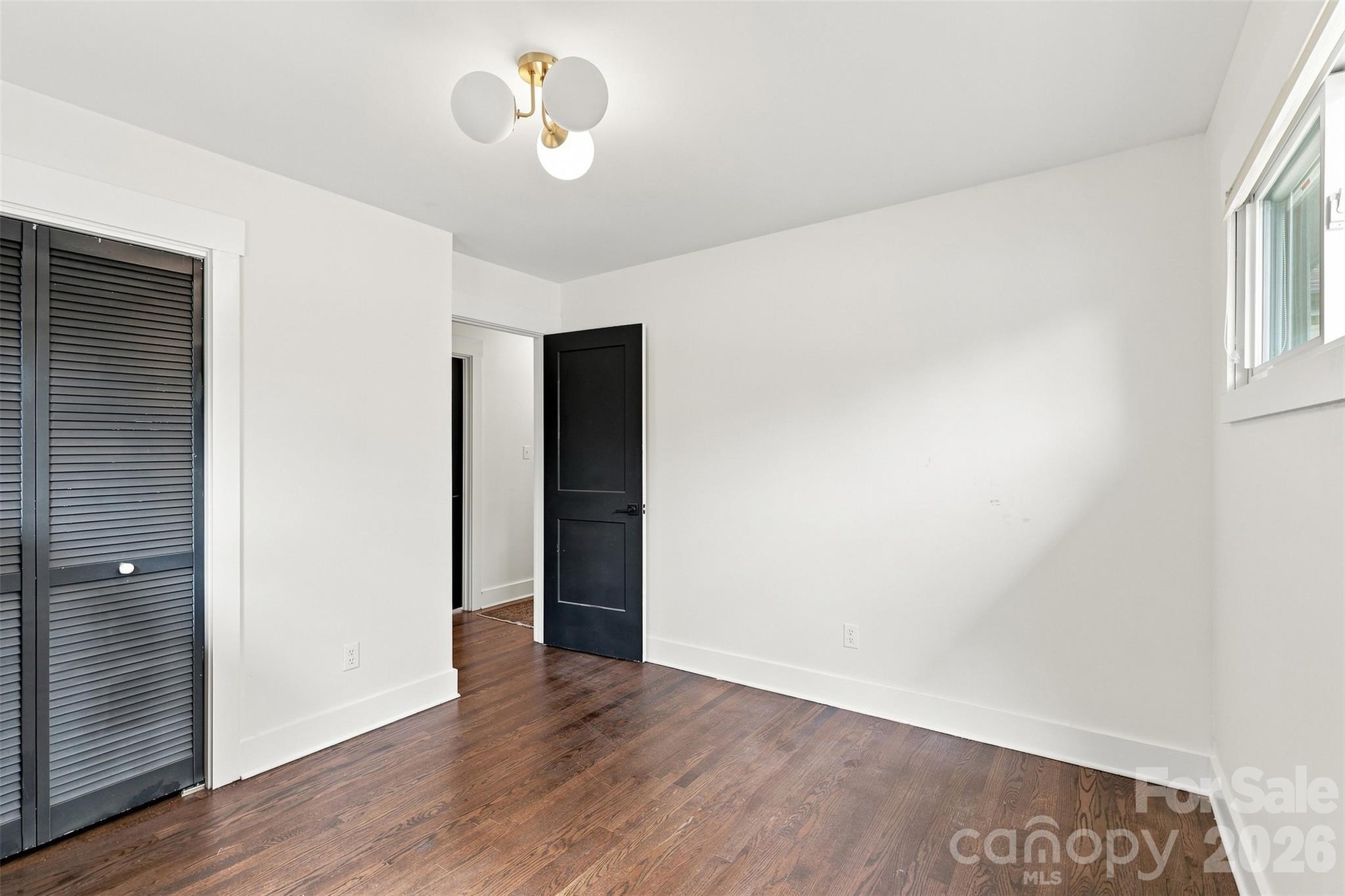 1700 Brookdale Avenue — Charlotte