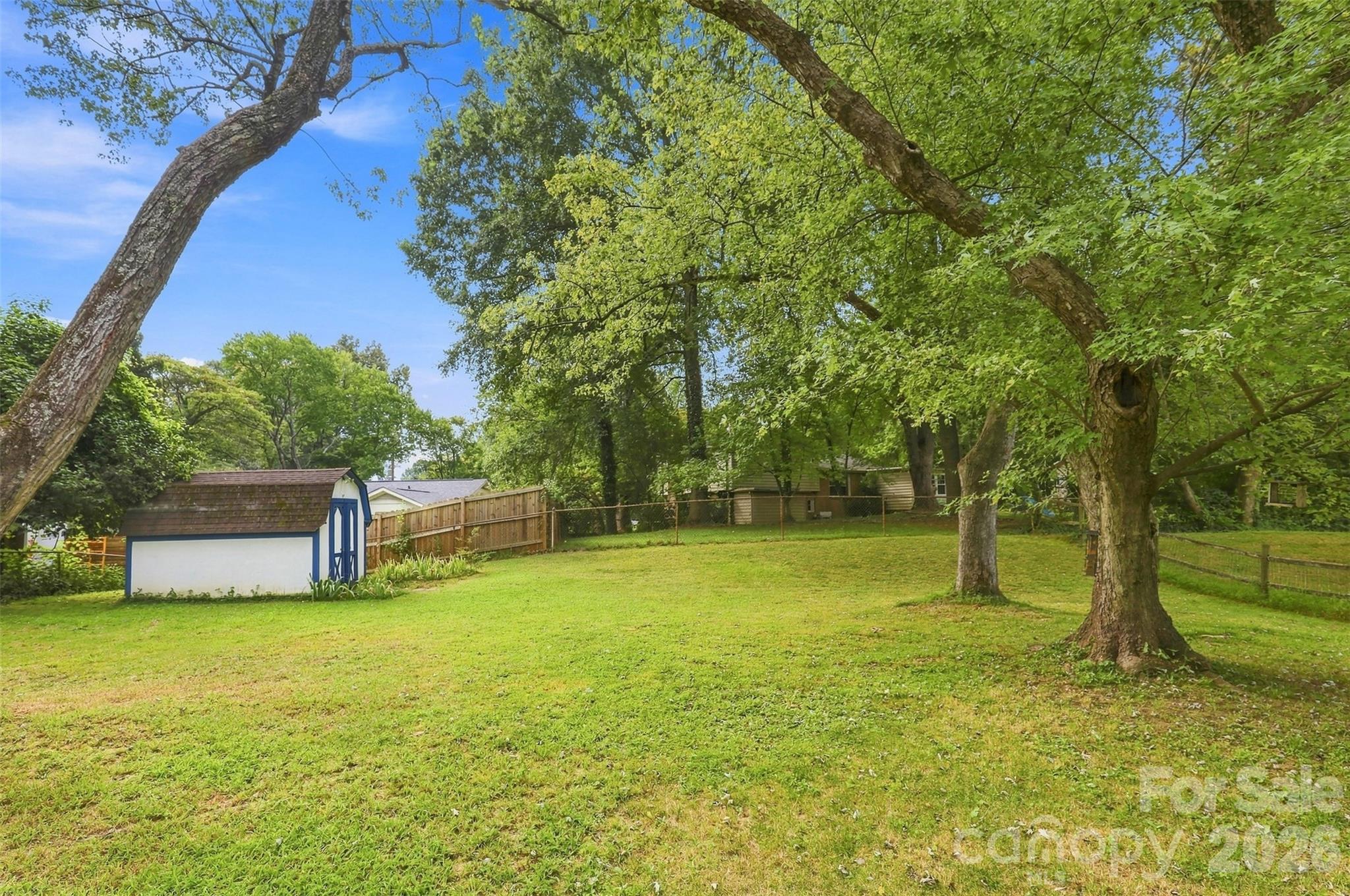 1700 Brookdale Avenue — Charlotte