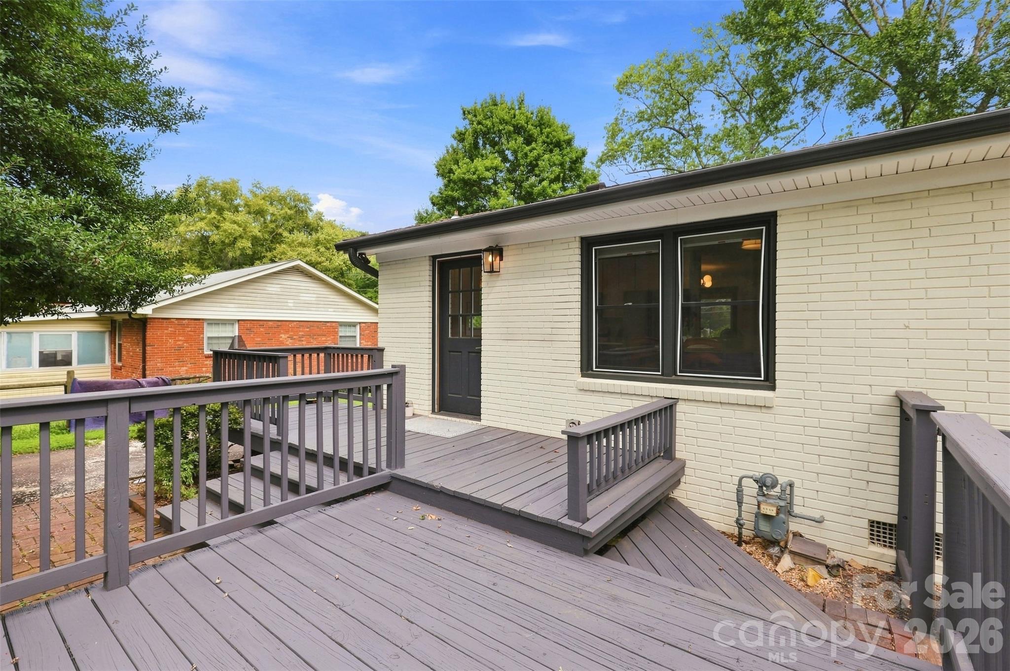 1700 Brookdale Avenue — Charlotte