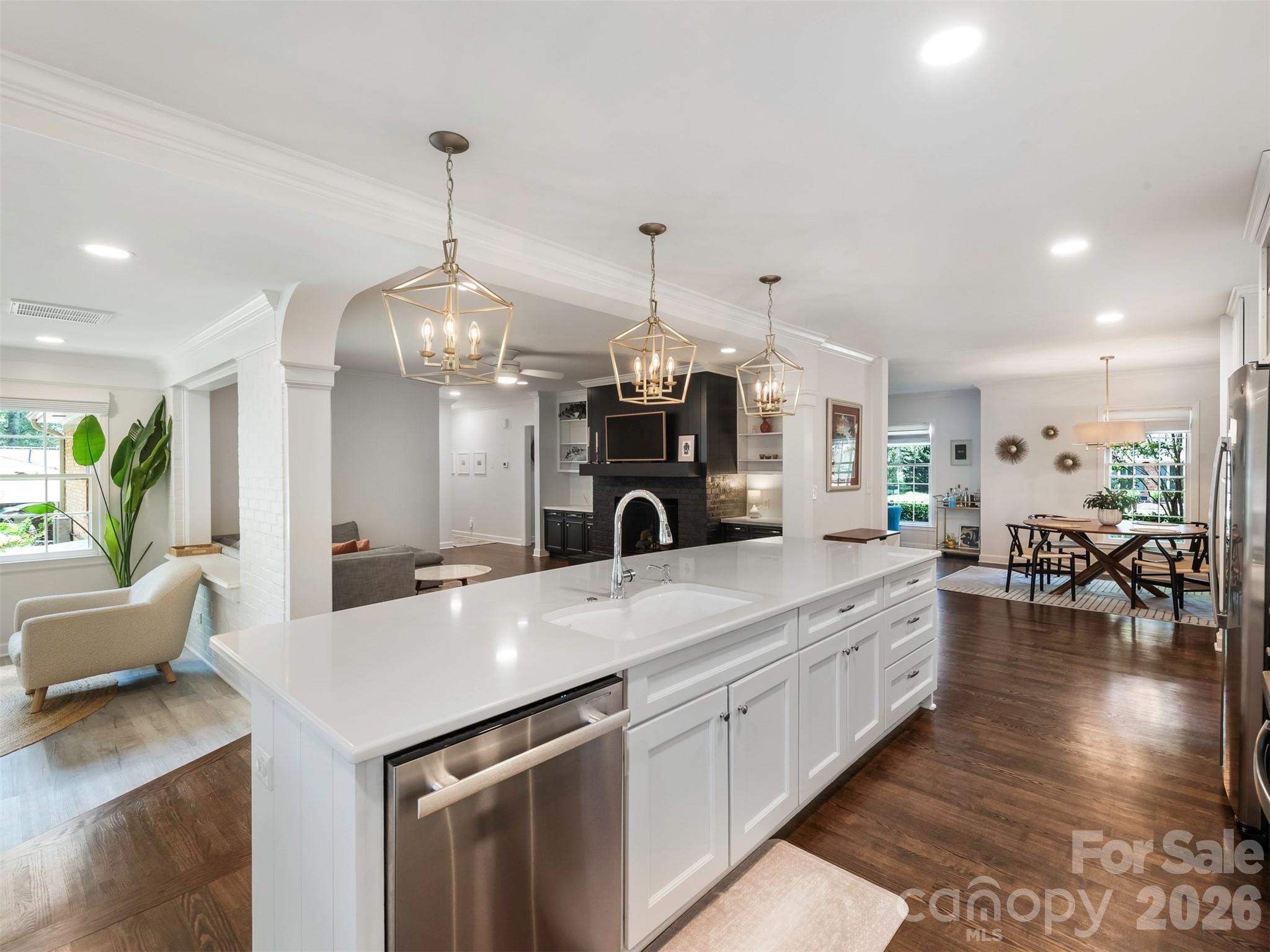 1324 Redcoat Drive — Charlotte