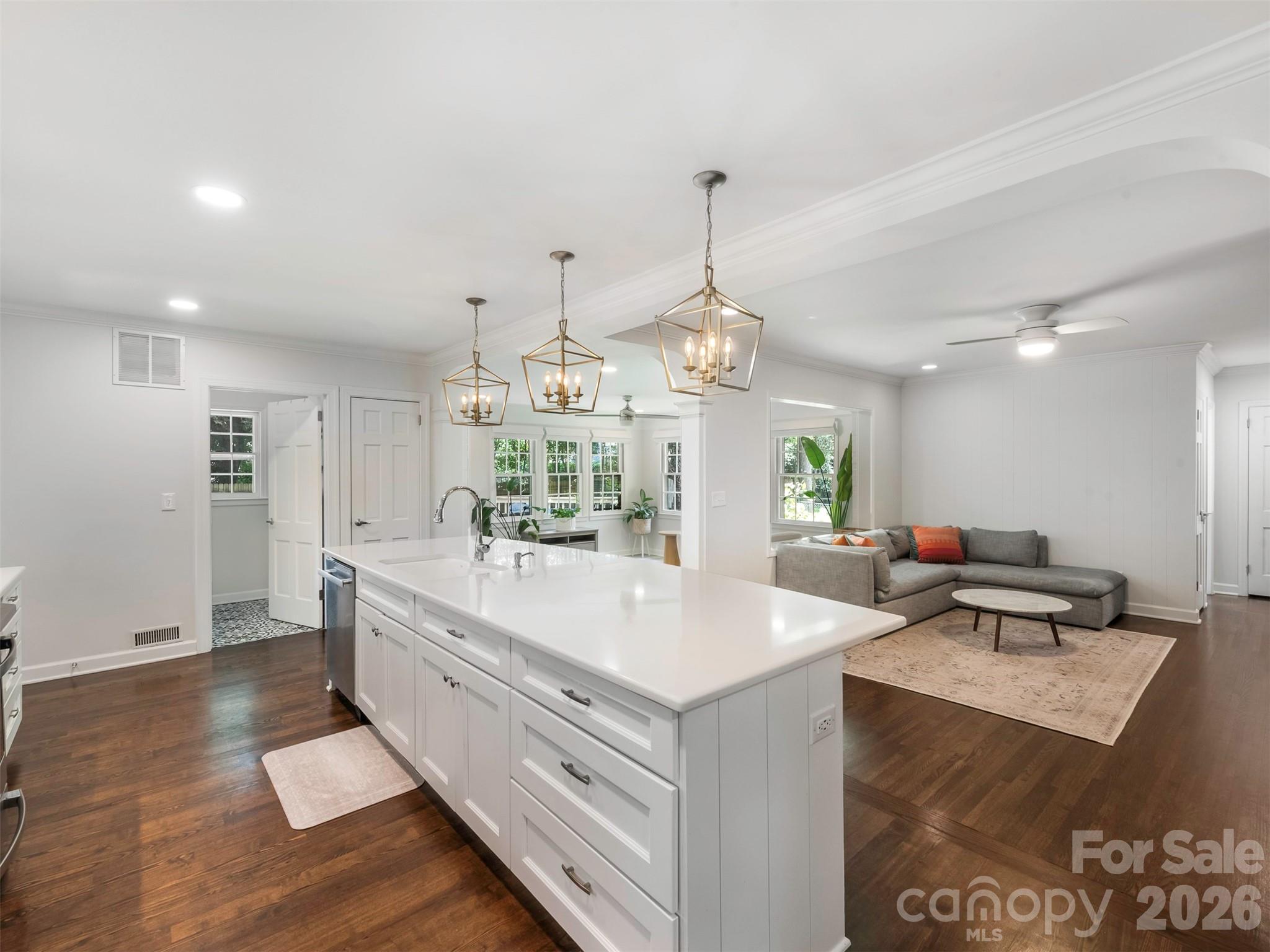 1324 Redcoat Drive — Charlotte