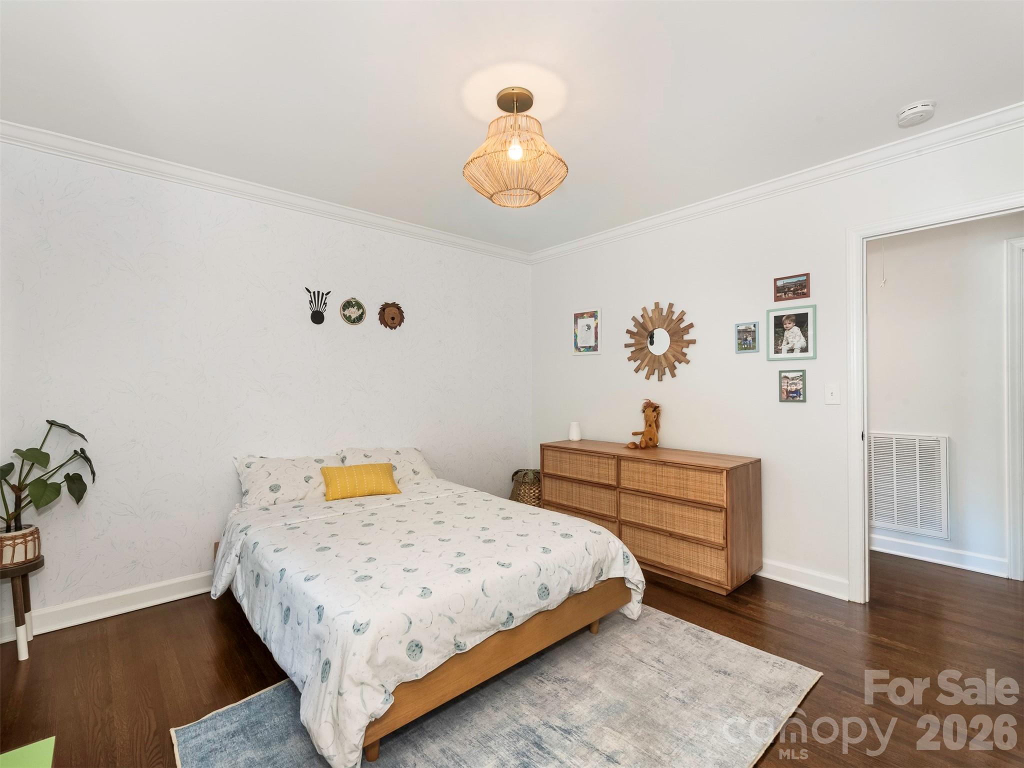 1324 Redcoat Drive — Charlotte