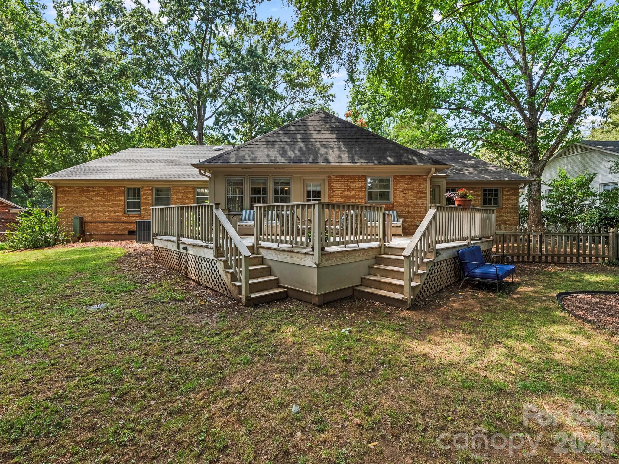 1324 Redcoat Drive — Charlotte