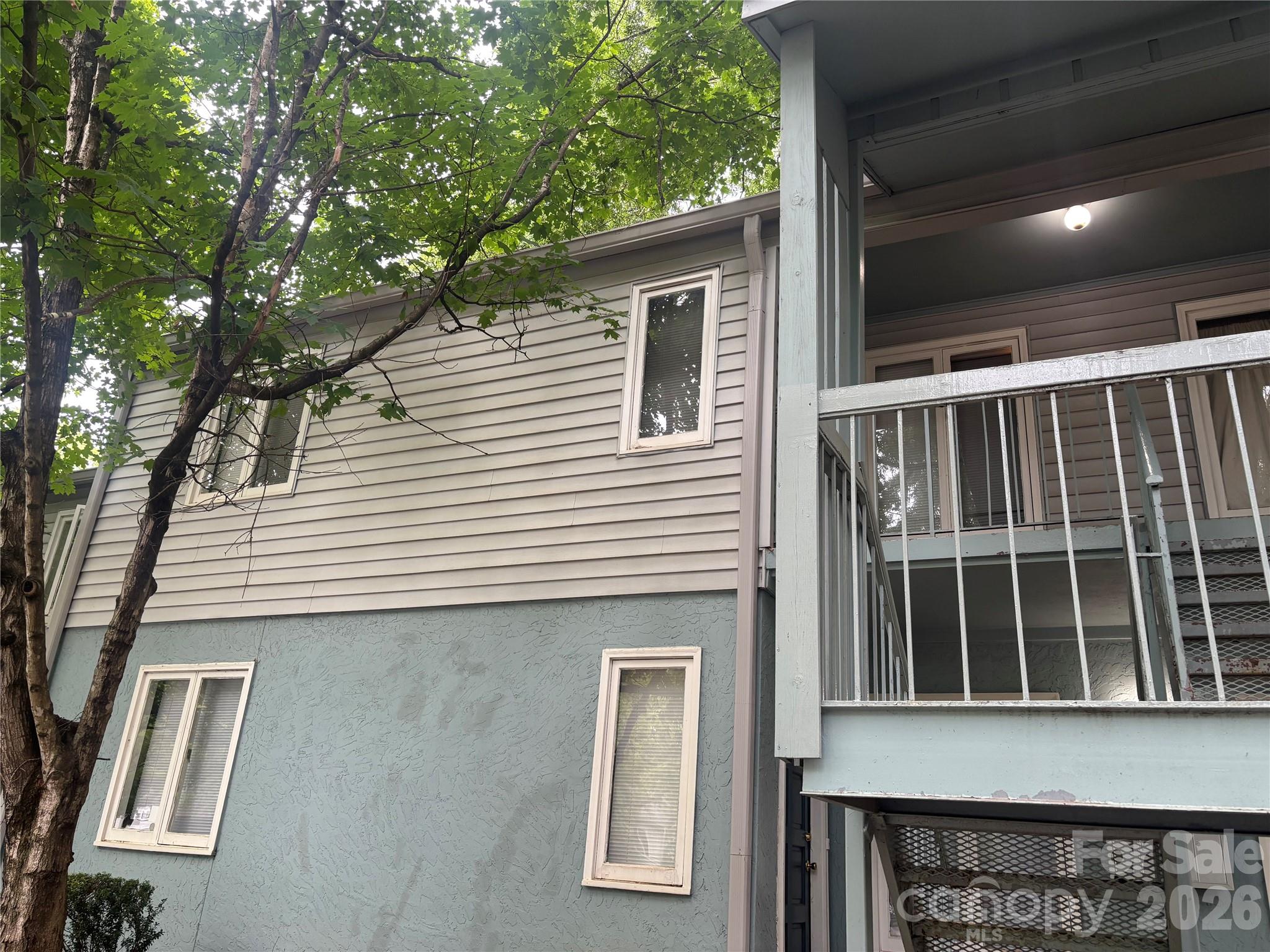 1906 Meadowlark Lane #19 — Charlotte