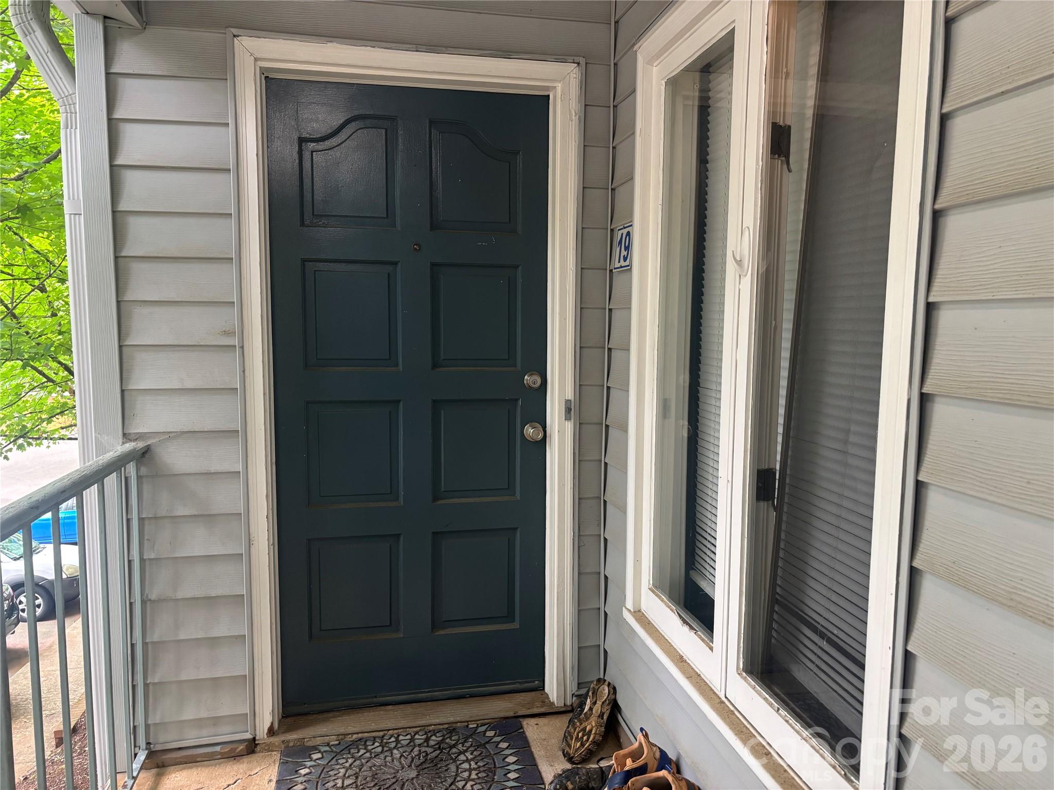 1906 Meadowlark Lane #19 — Charlotte