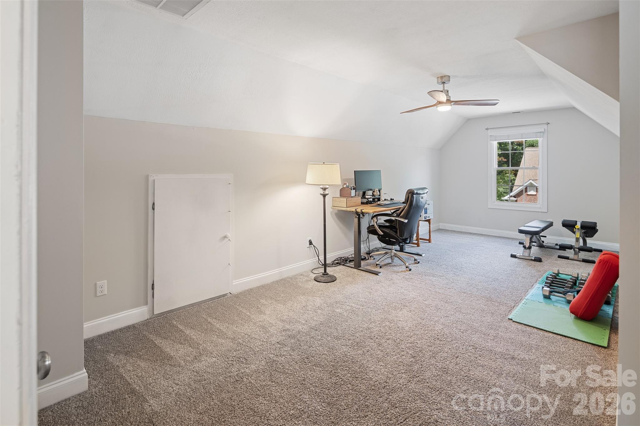 1746 30th Avenue Drive NE — Hickory