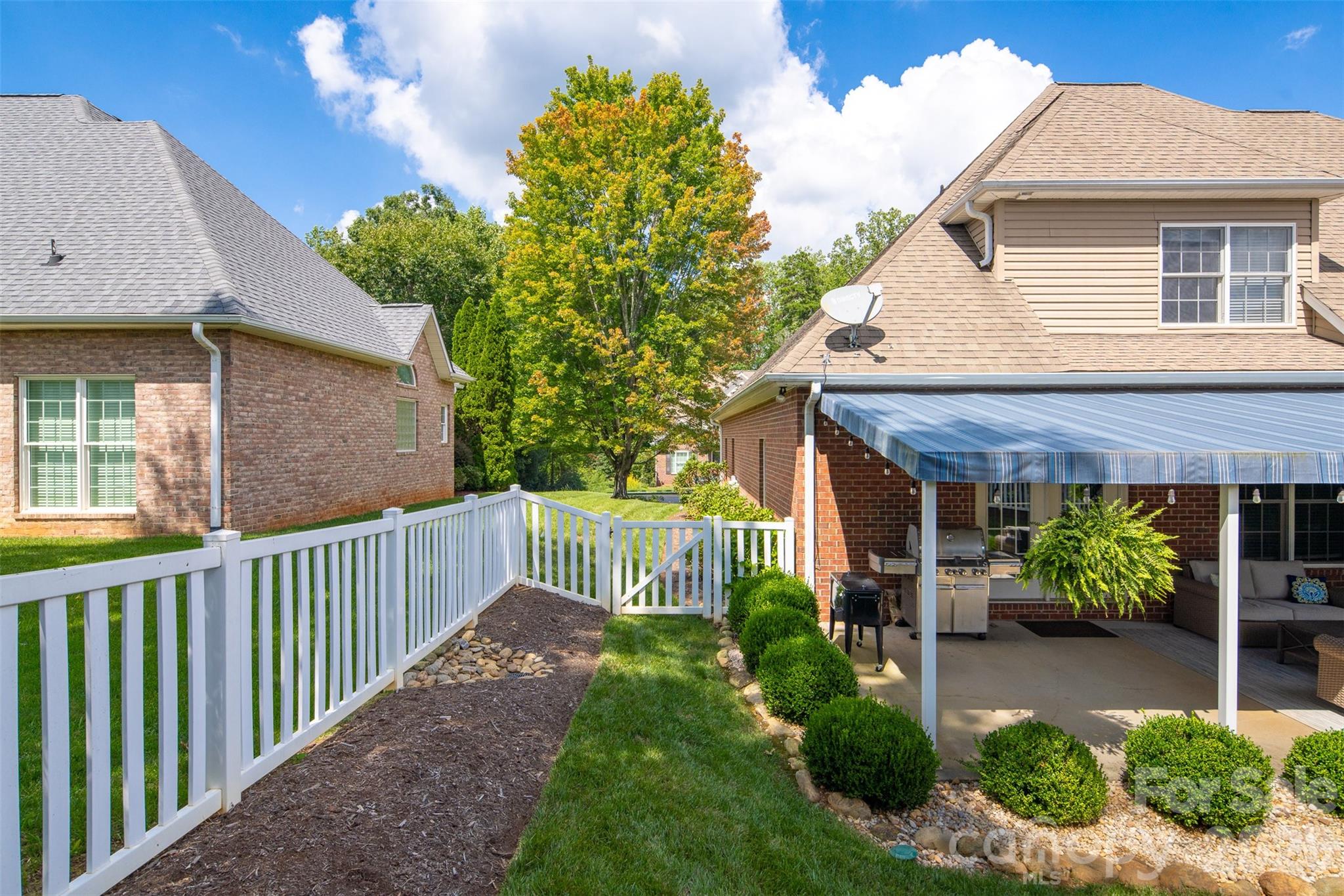 1746 30th Avenue Drive NE — Hickory