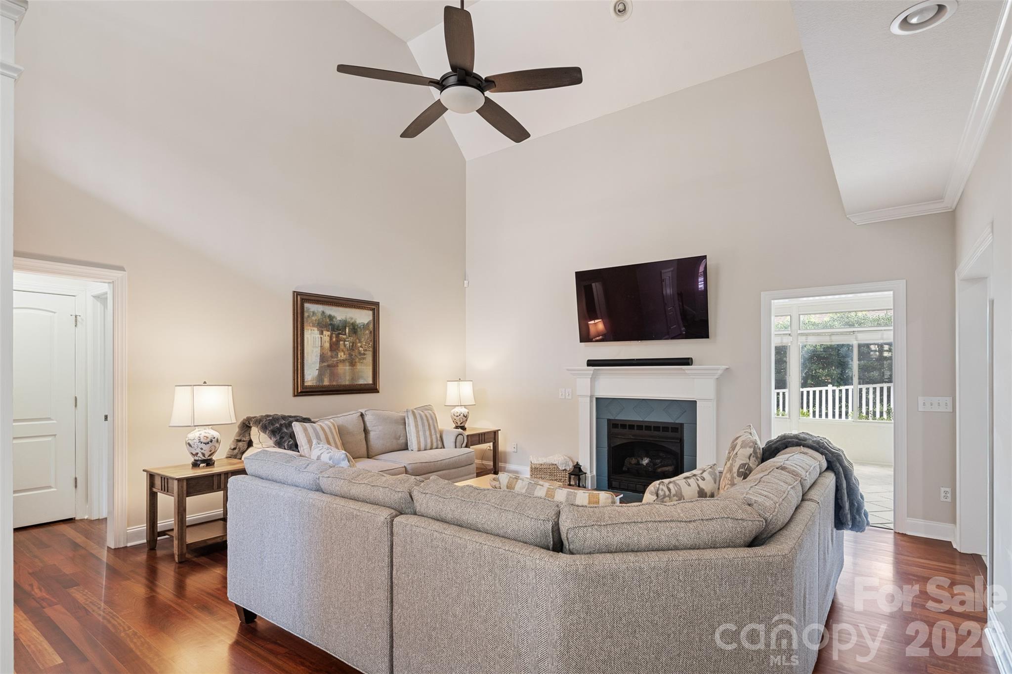 1746 30th Avenue Drive NE — Hickory