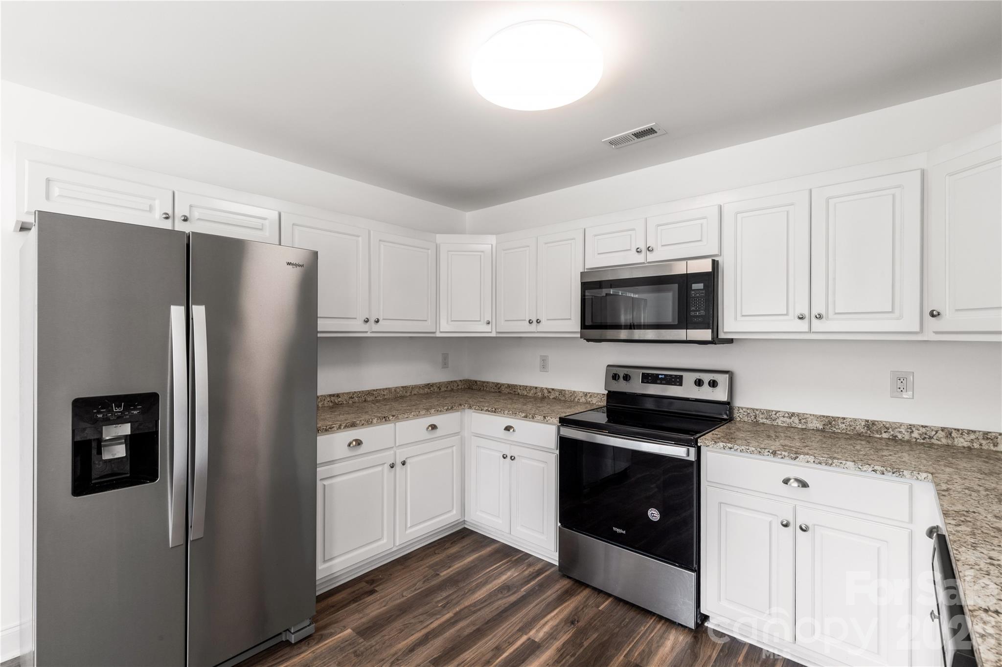 6407 Hunting Creek Road — Lancaster